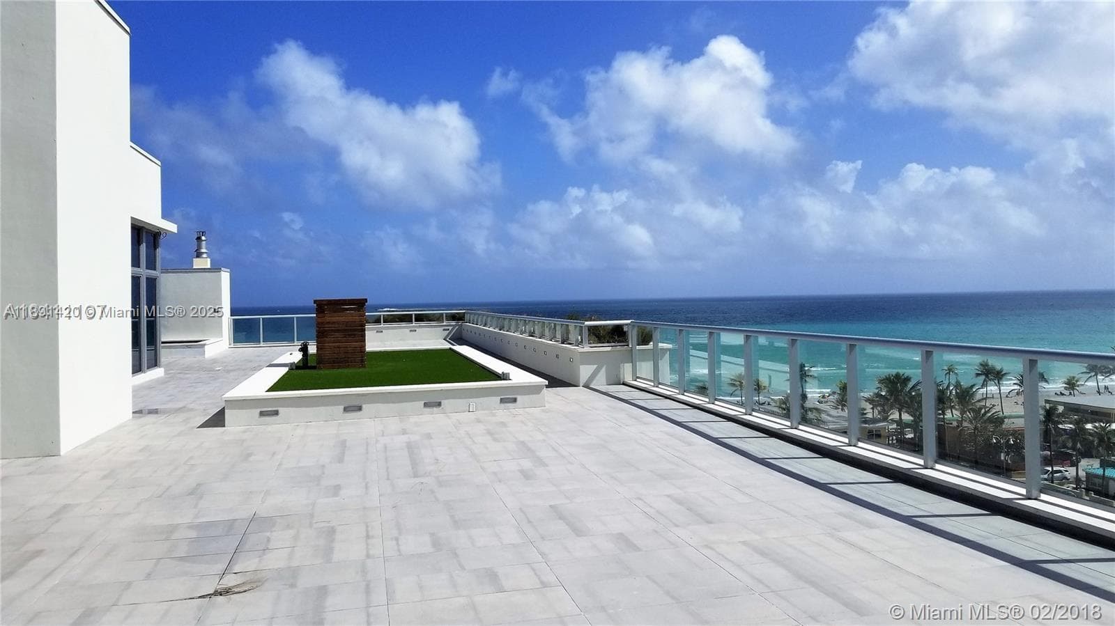 777 OCEAN DRIVE 2