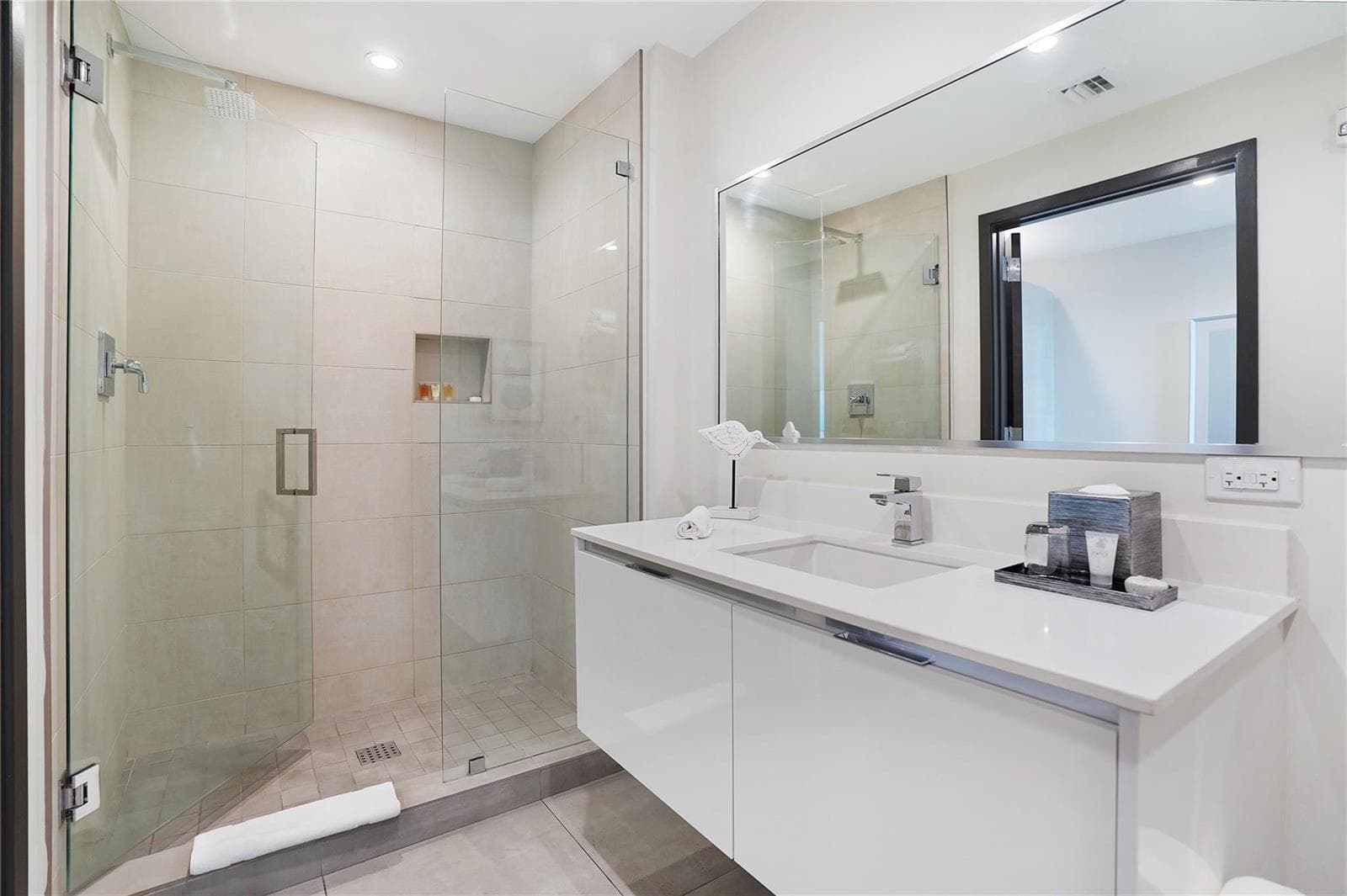 777 N Ocean Drive S332 photo 18