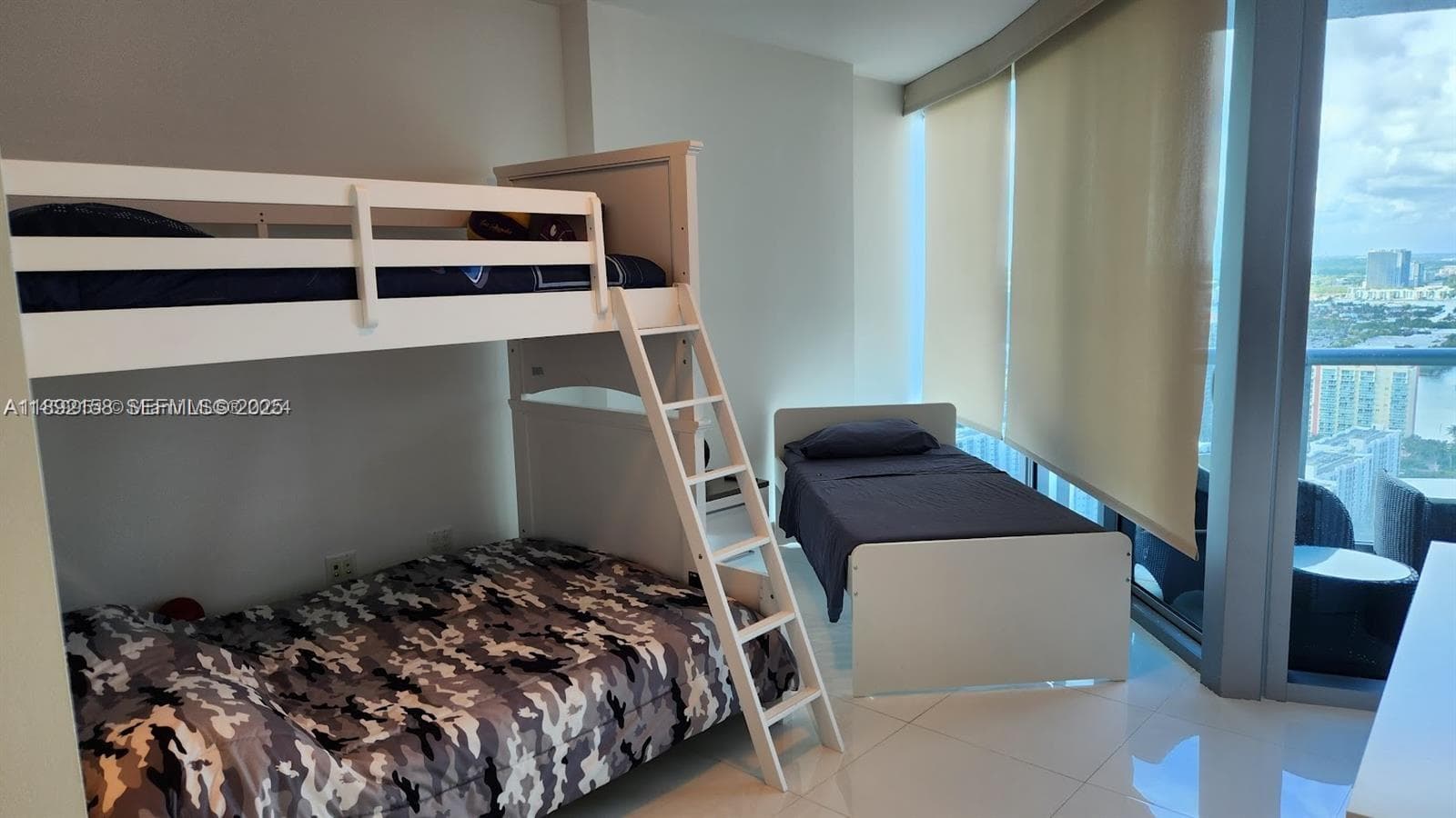 17001 Collins Ave 3705 photo 24