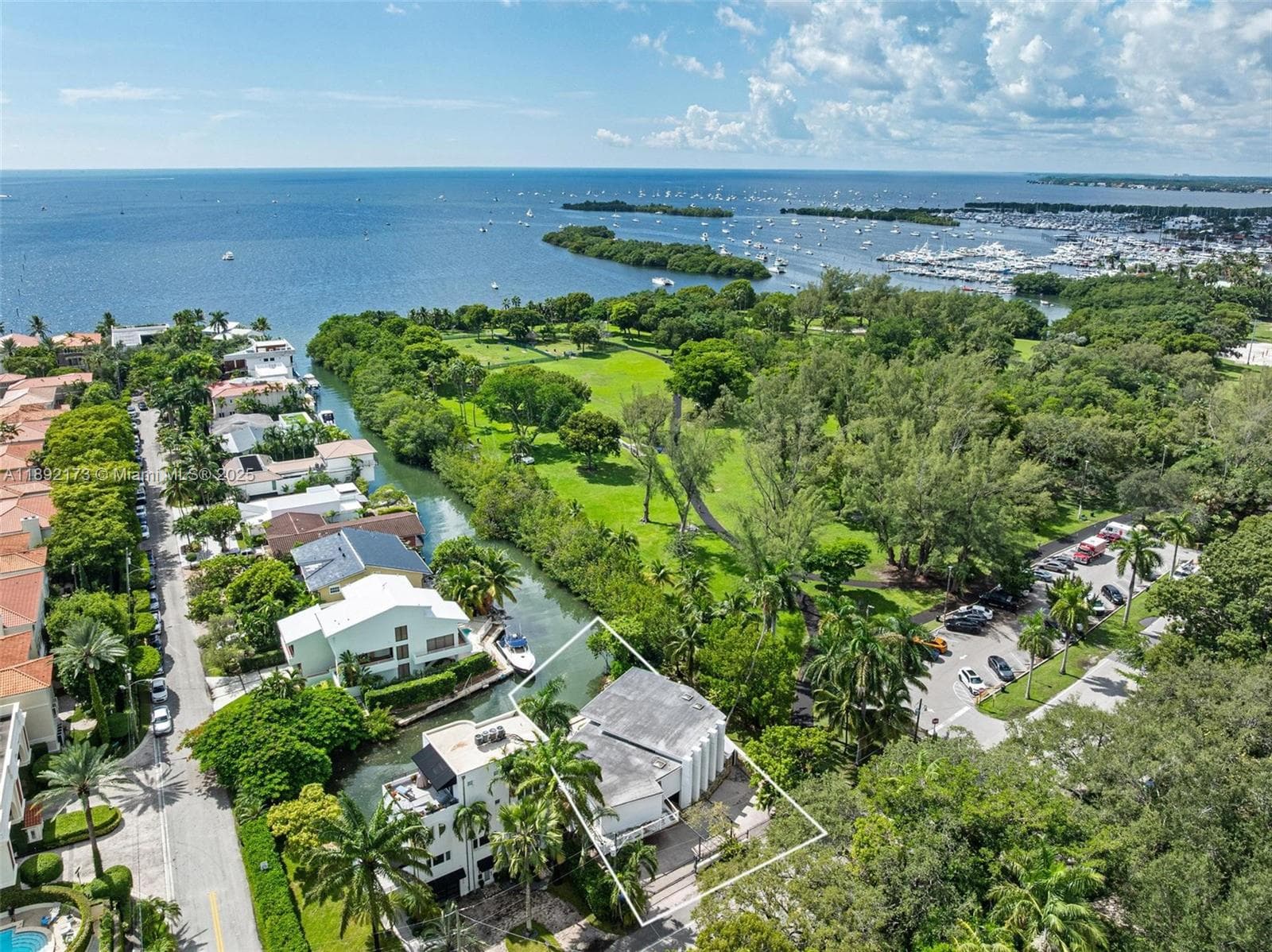 2120 Bayshore Dr 2