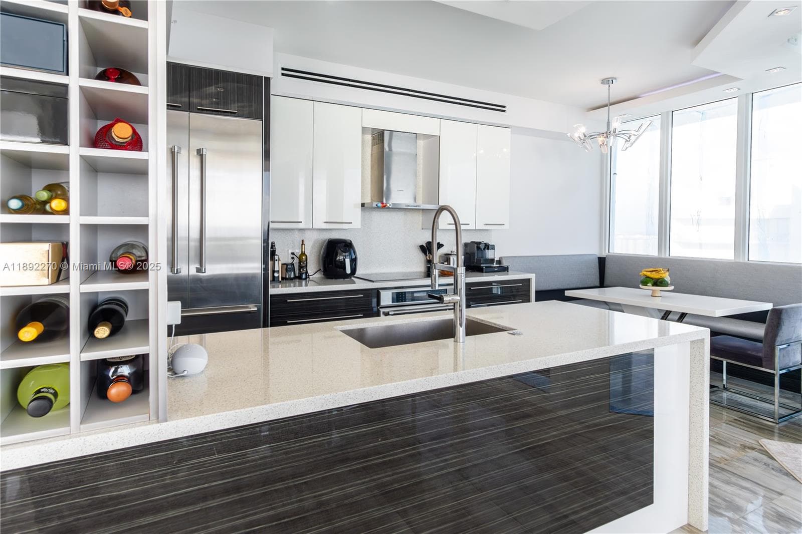 16425 Collins Ave OS16A photo 16