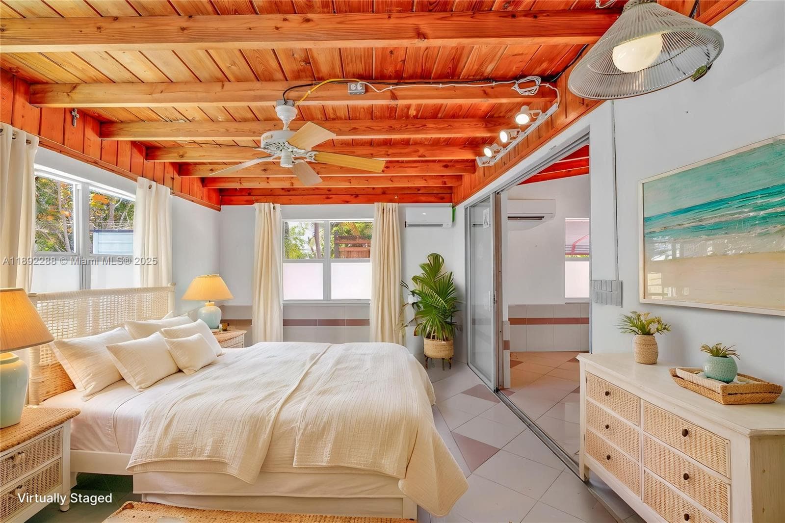 140 25 Gardenia St photo 12