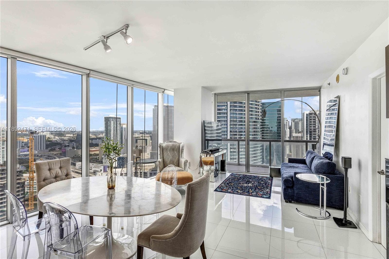 475 Brickell Ave #4015 2