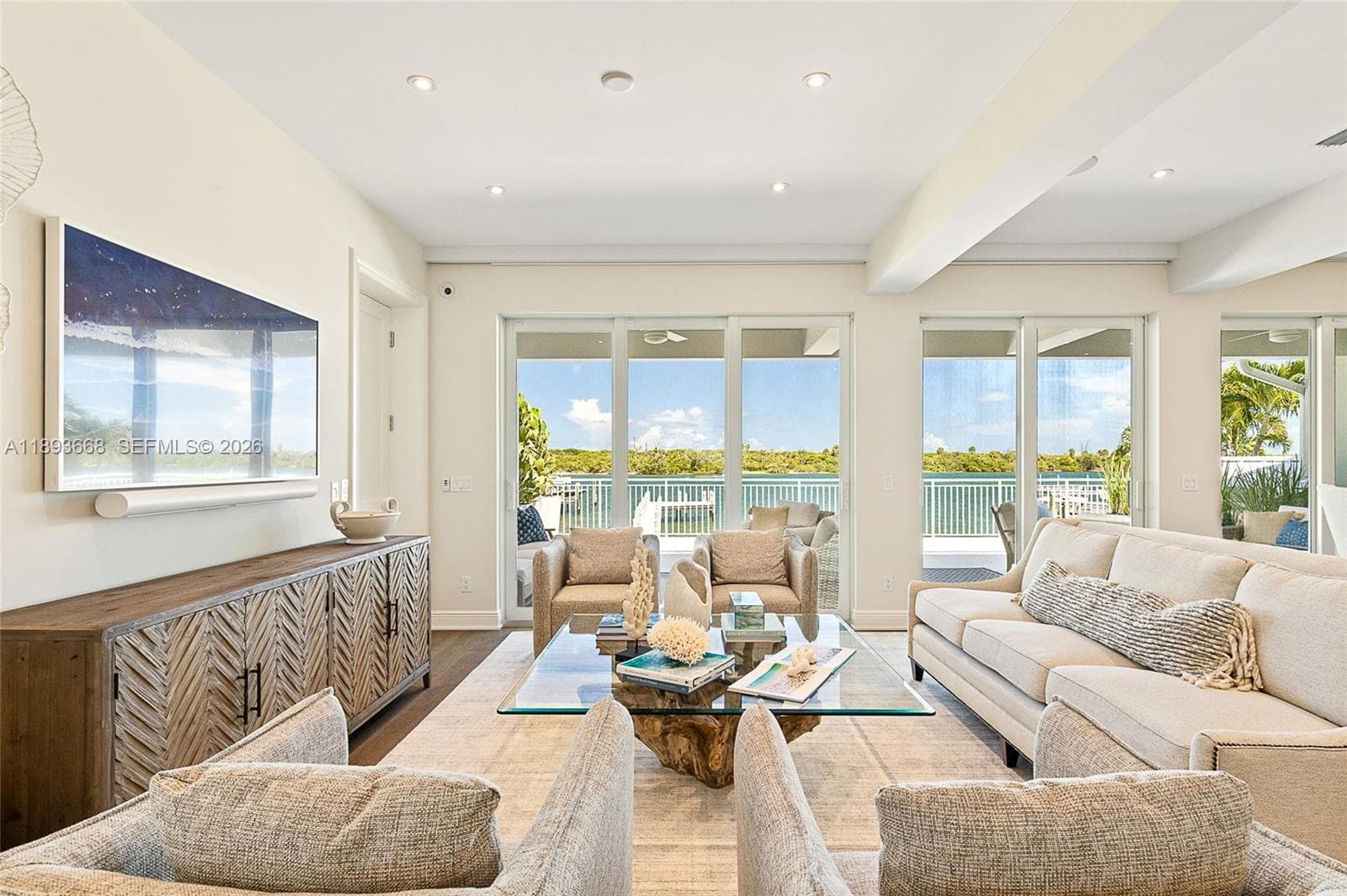 18119 SE Federal Hwy photo 6