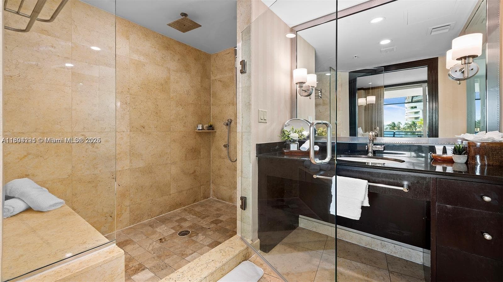 1437 Collins Ave 327 photo 16