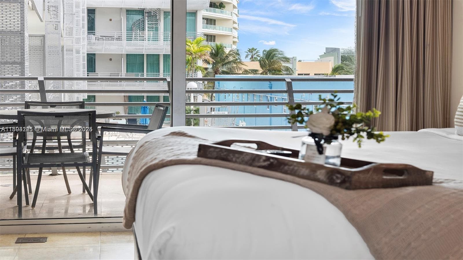 1437 Collins Ave 327 photo 7
