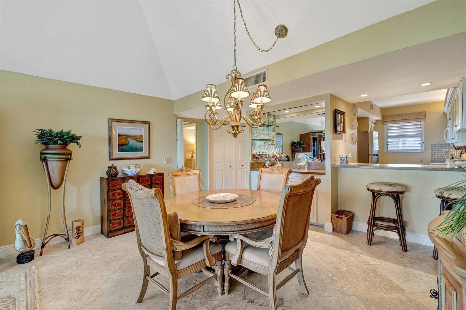 1555 NE Ocean Boulevard #402 5