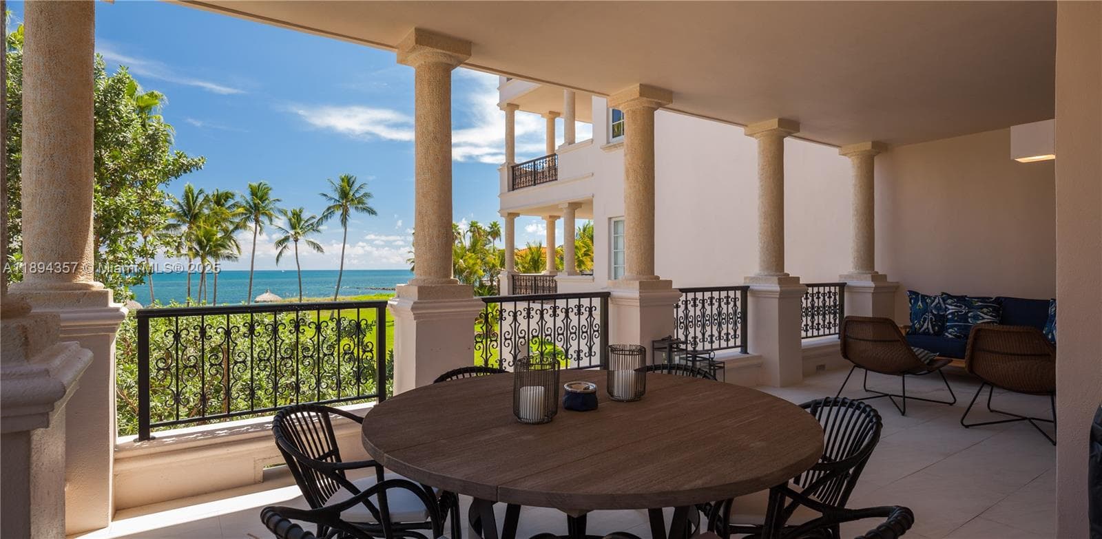 19222 Fisher Island Dr 19222 photo 4