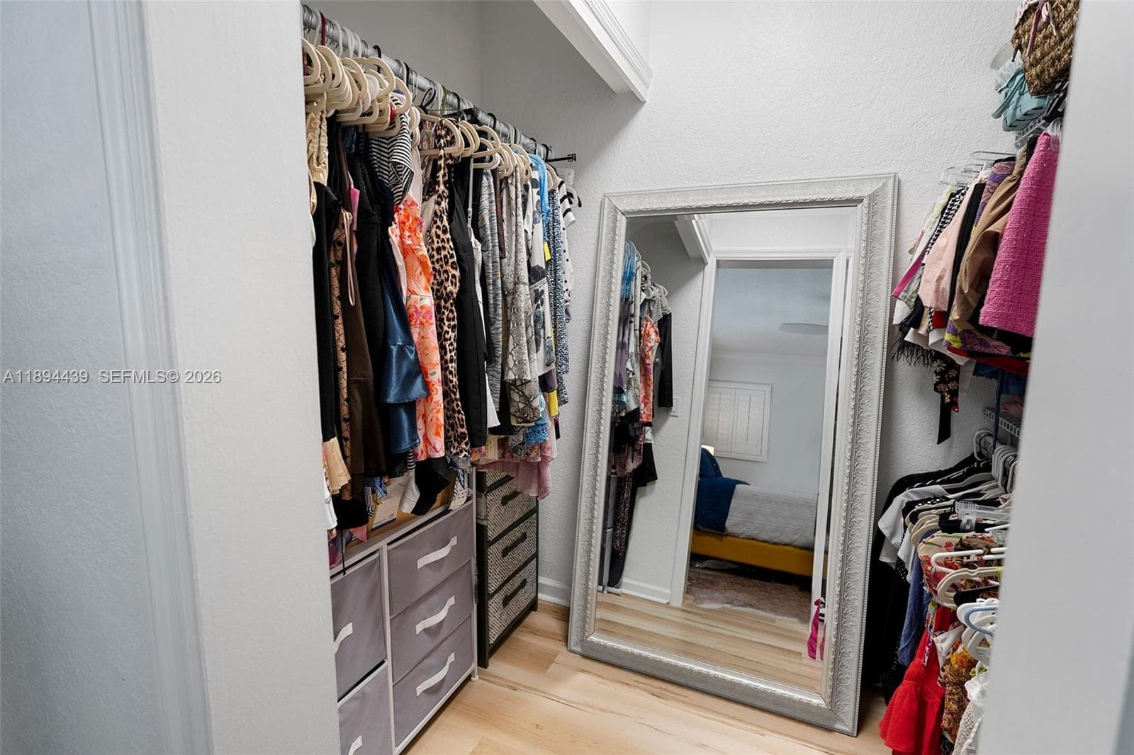 1201 Riverside Dr 301 photo 12