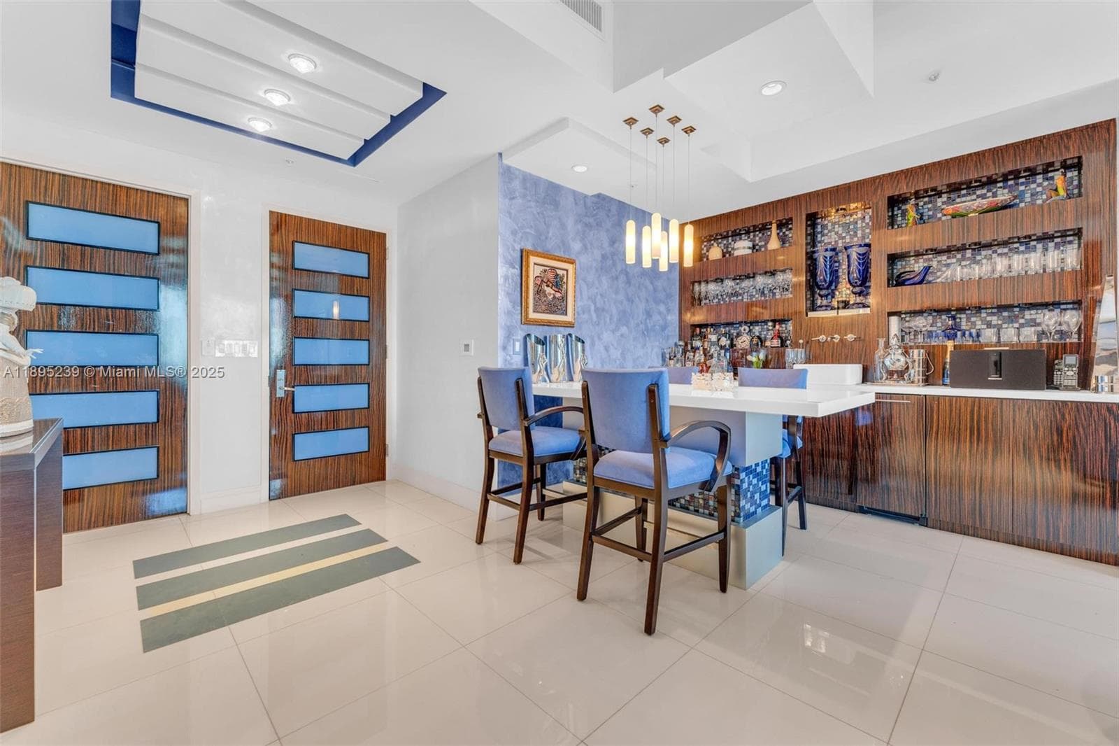 50 Pointe Dr 2