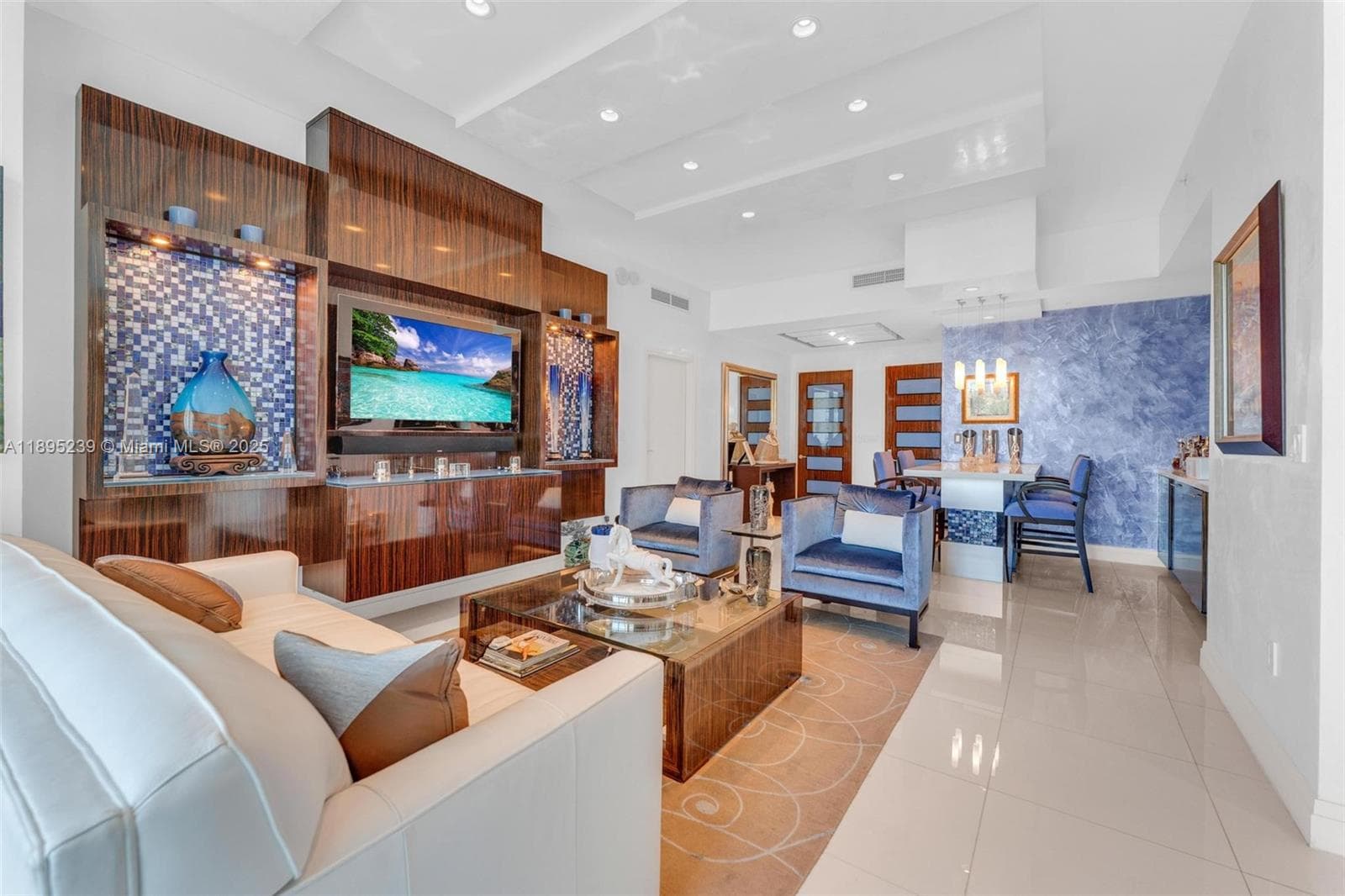50 Pointe Dr 5