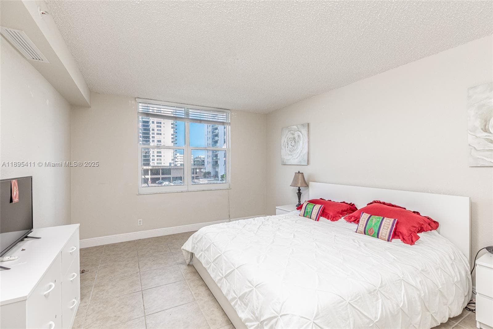 2501 S Ocean Dr 439 photo 23