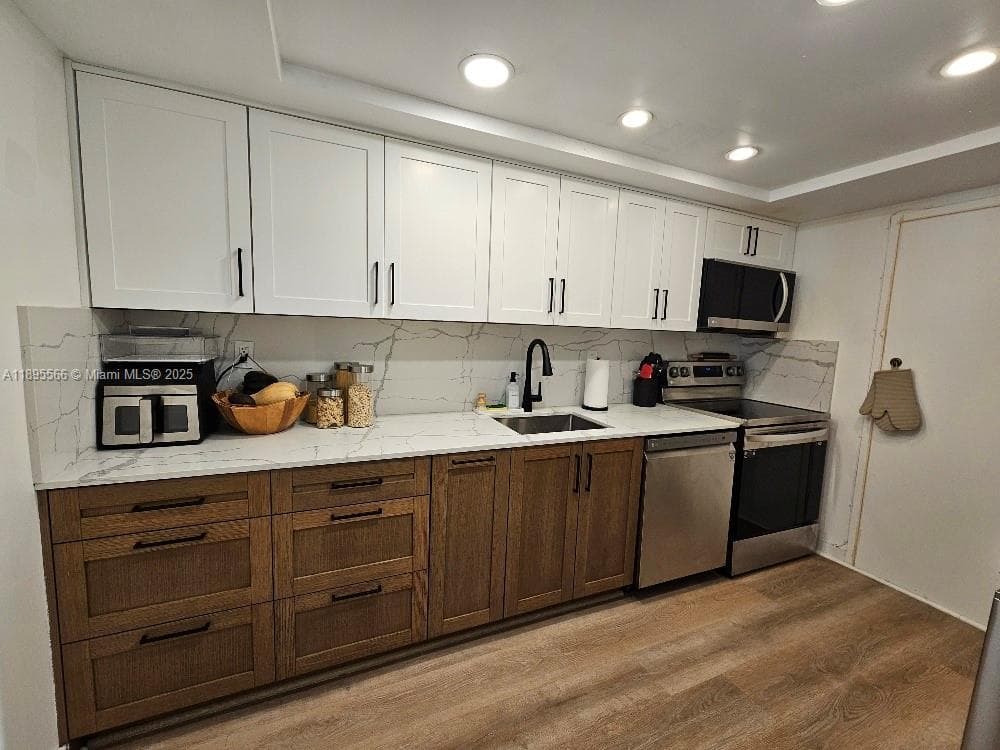 18061 Biscayne Blvd 1602 photo 2