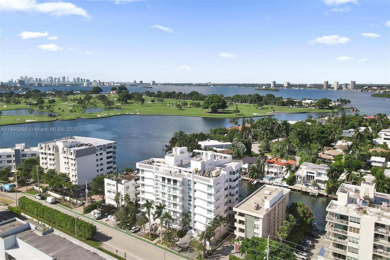 9400 Bay Harbor Dr 4