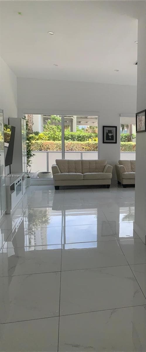 2751 Ocean Dr 208N photo 23