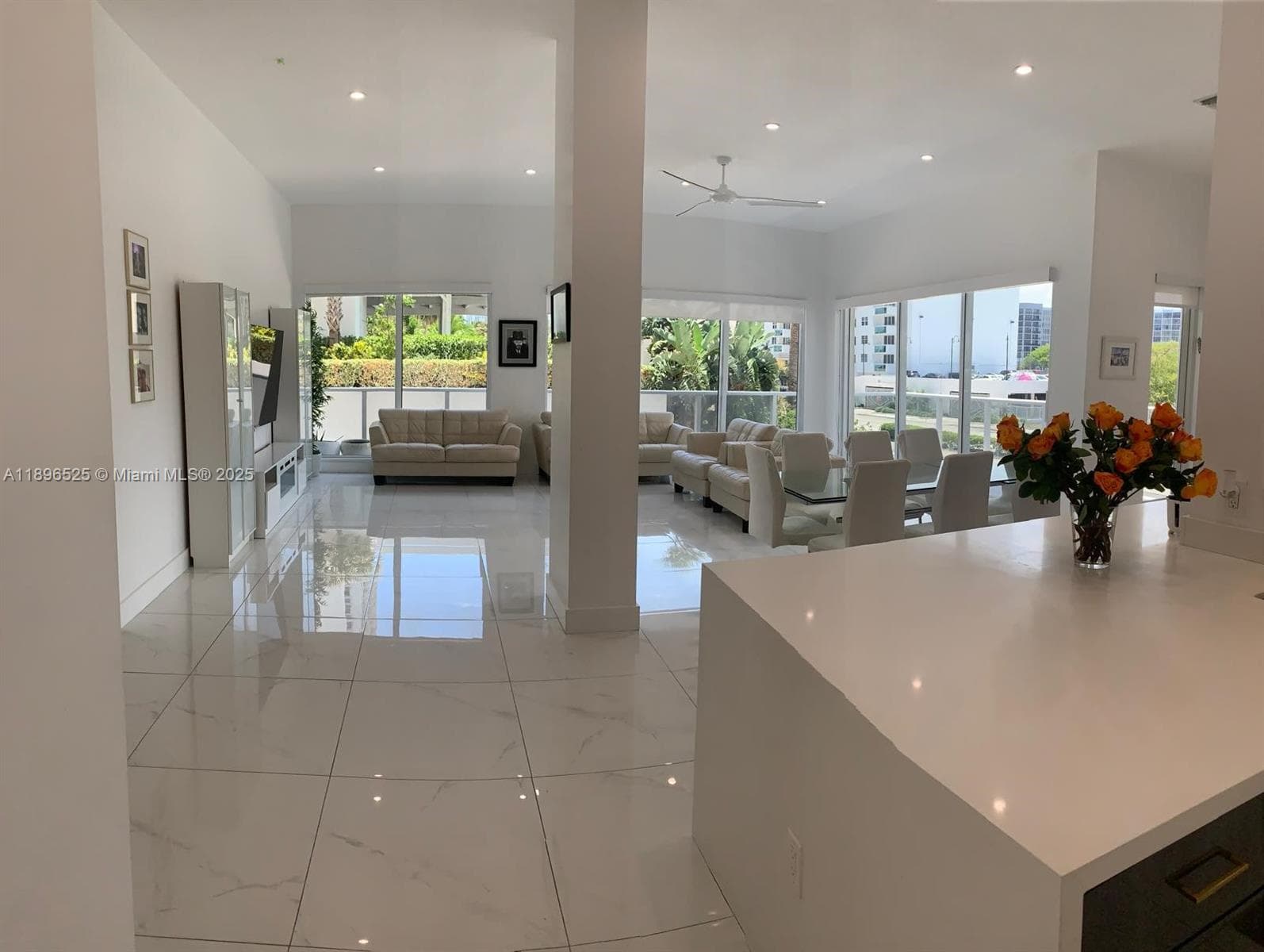 2751 Ocean Dr 5