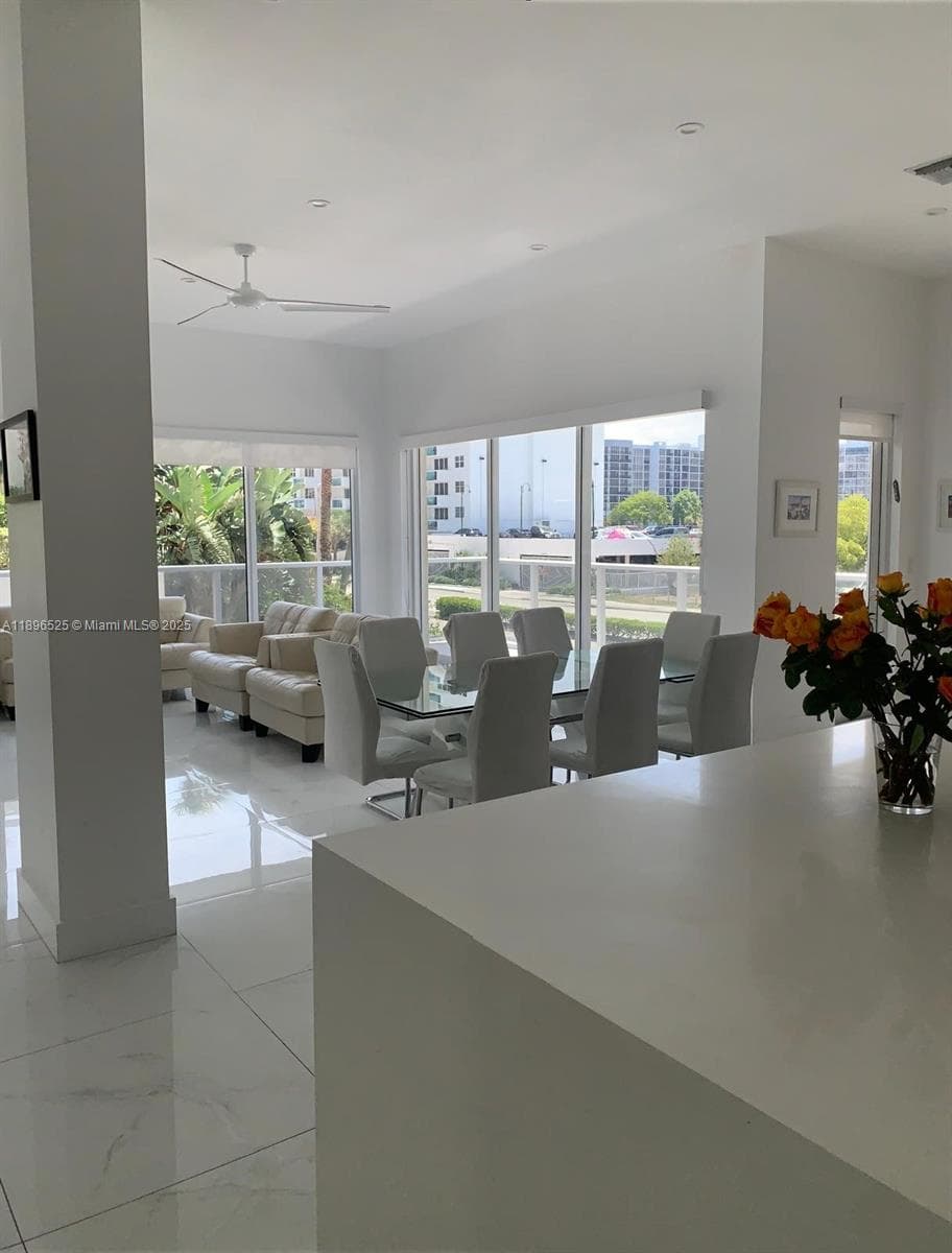 2751 Ocean Dr 208N photo 24