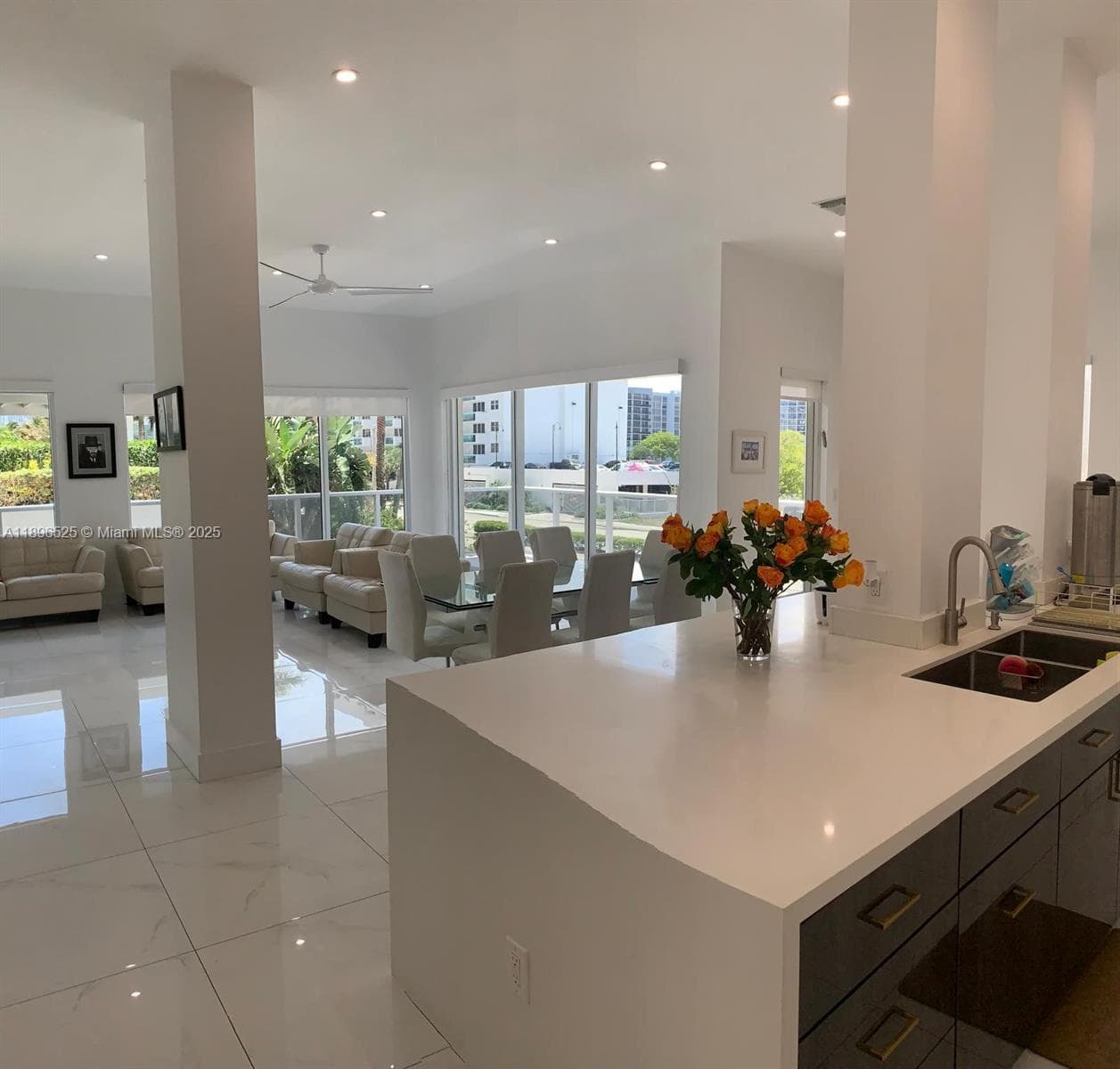 2751 Ocean Dr 208N photo 11
