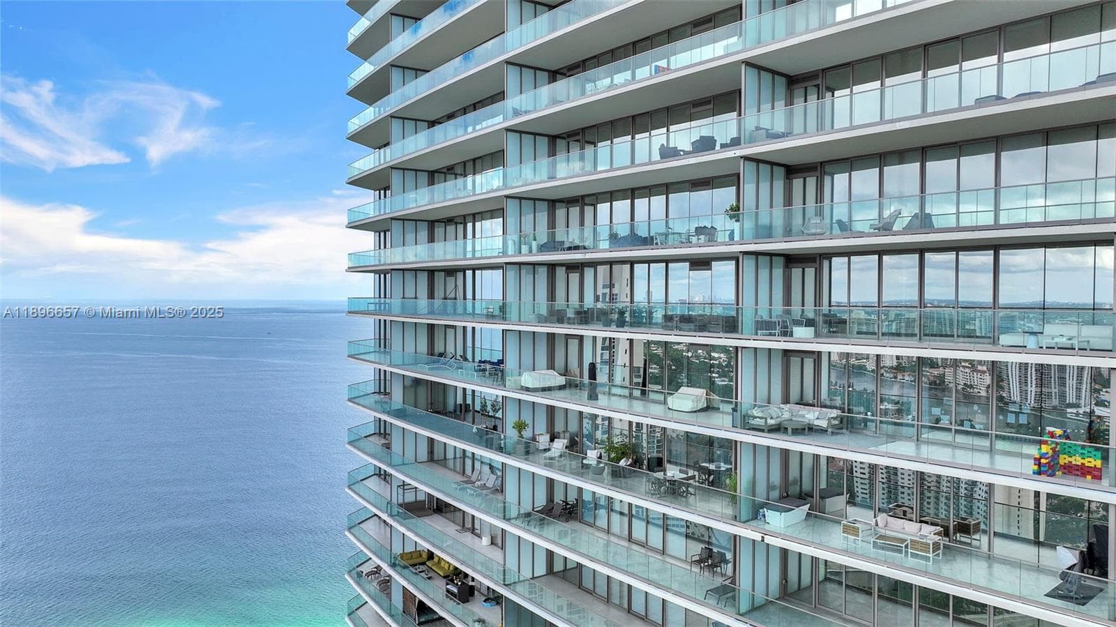 18975 Collins Ave 3503 photo 11