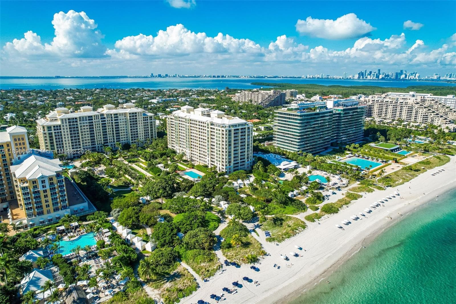 445 Grand Bay Dr 3