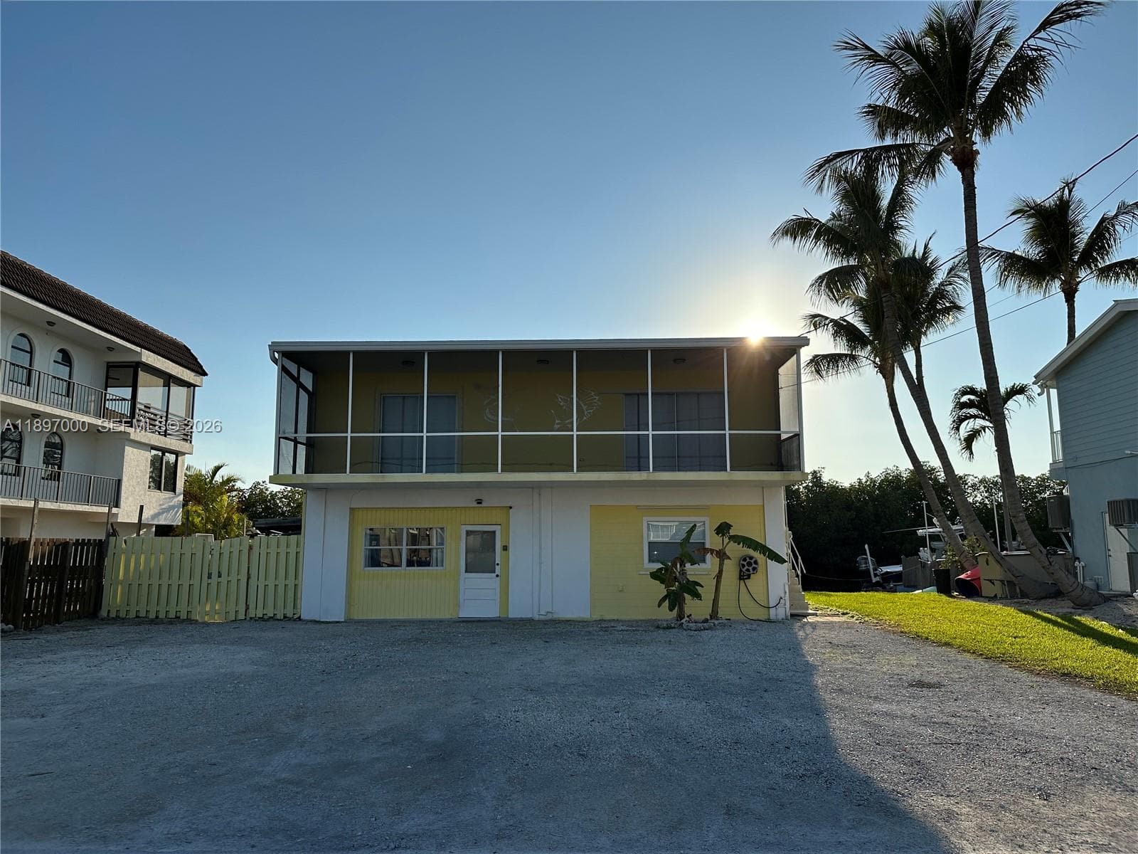 164 Venetian Dr 3