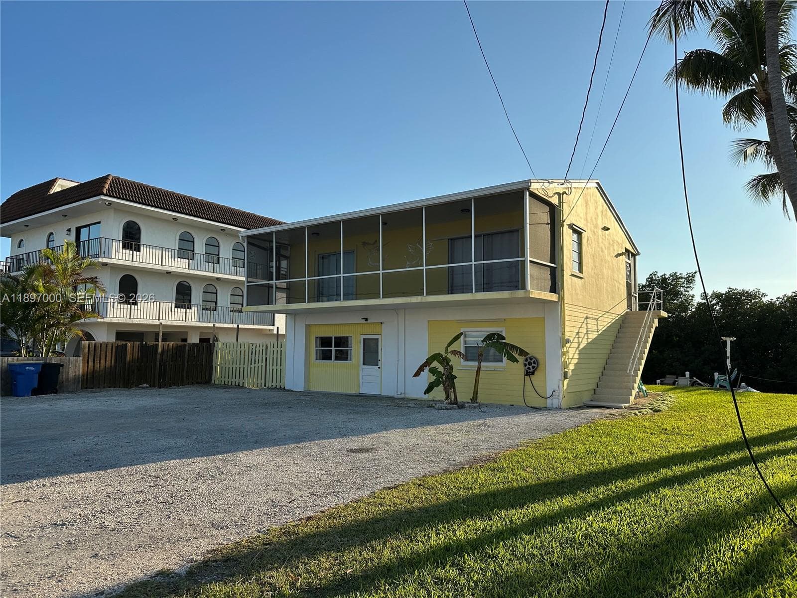 164 Venetian Dr 5