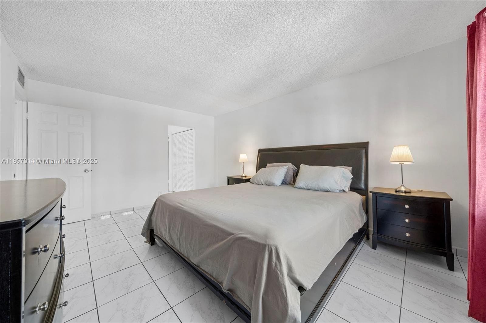401 Golden Isles Dr 304 photo 17