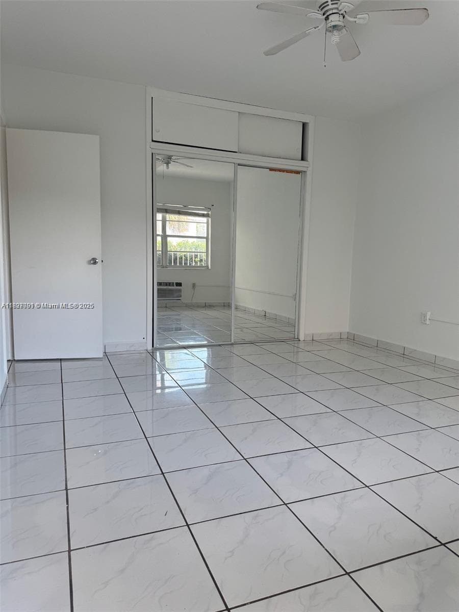 8040 Tatum Waterway Dr 3 photo 14