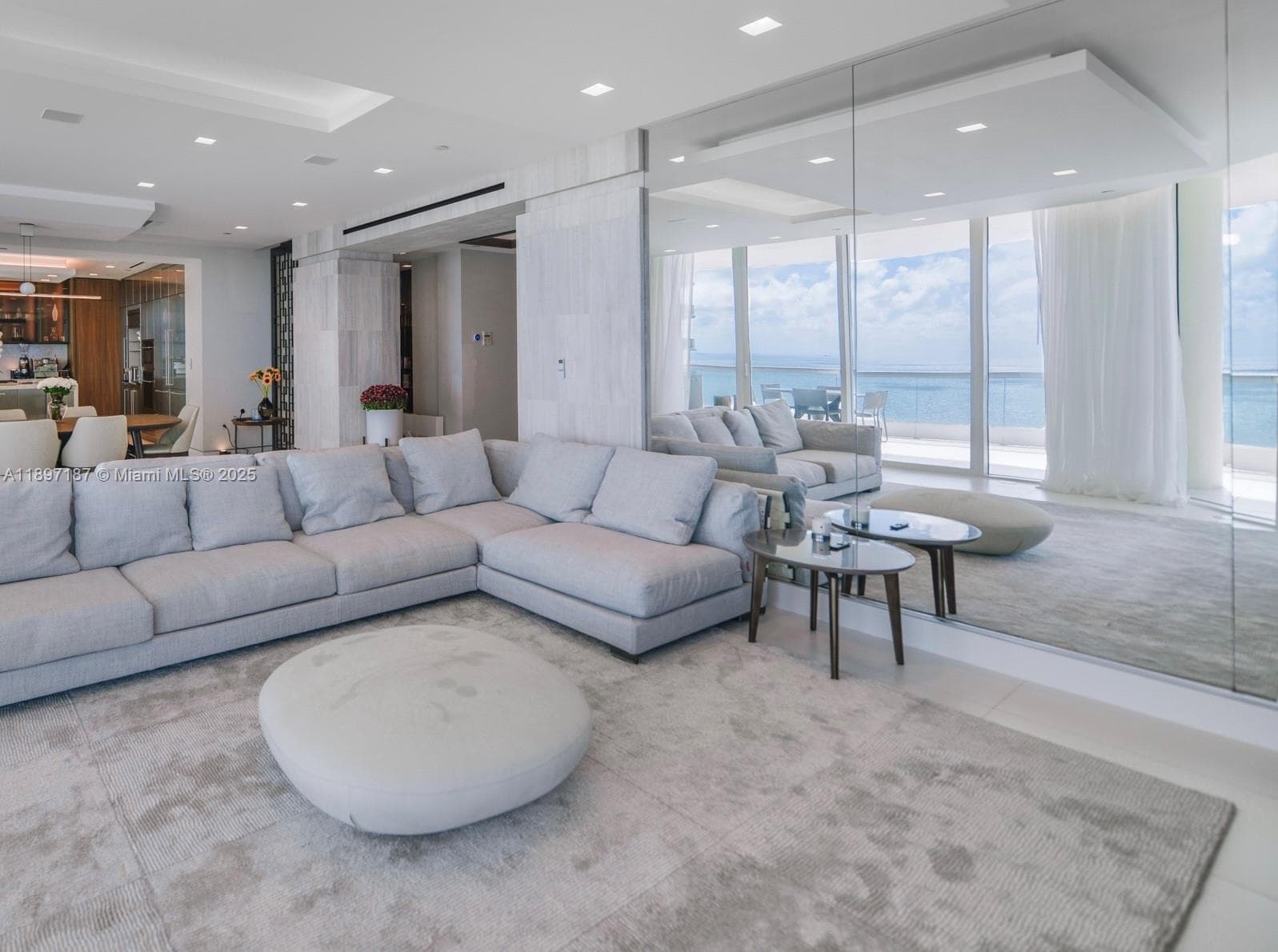 16047 Collins Ave 5