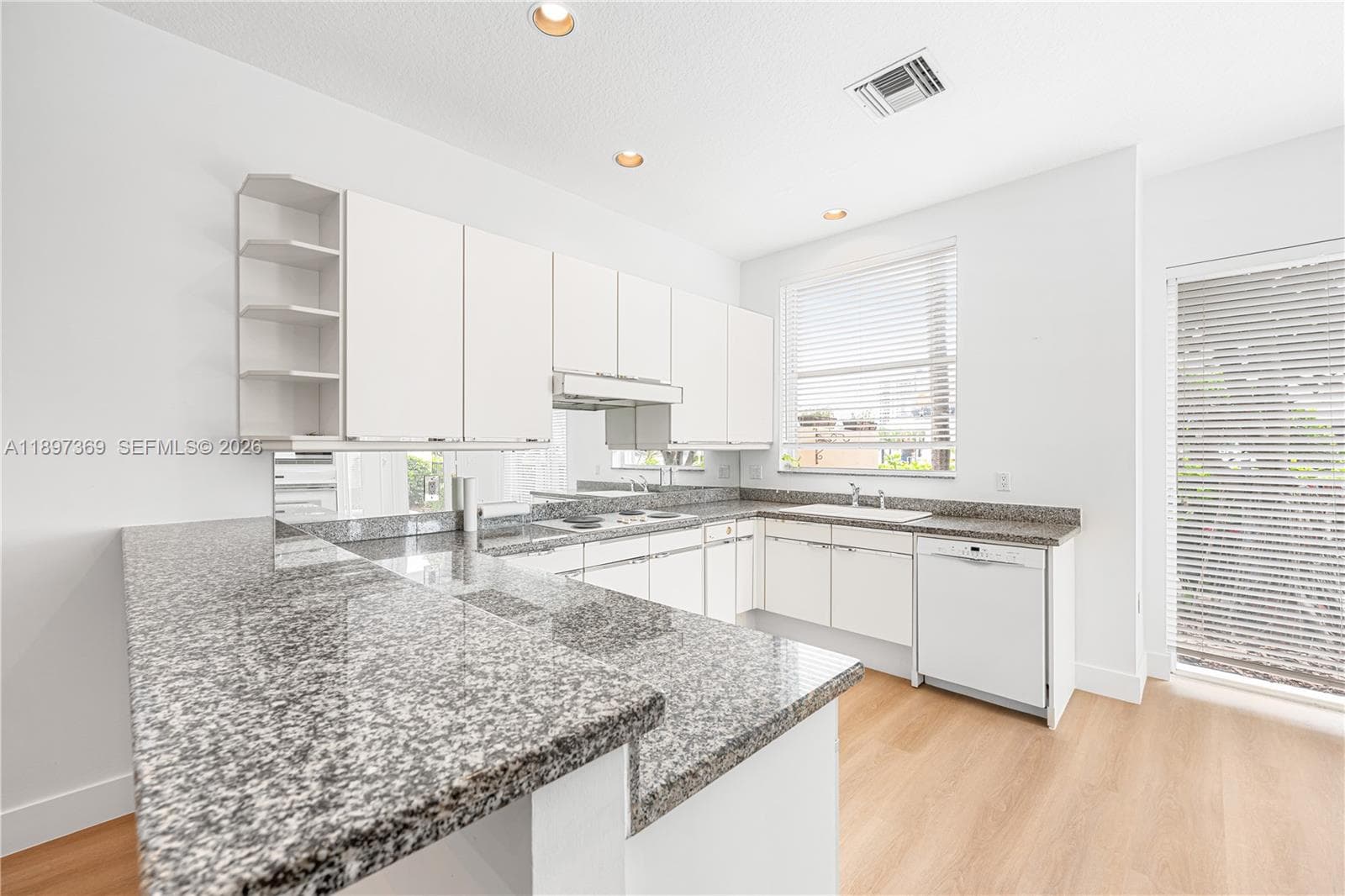 3699 NE 208th Ter photo 16