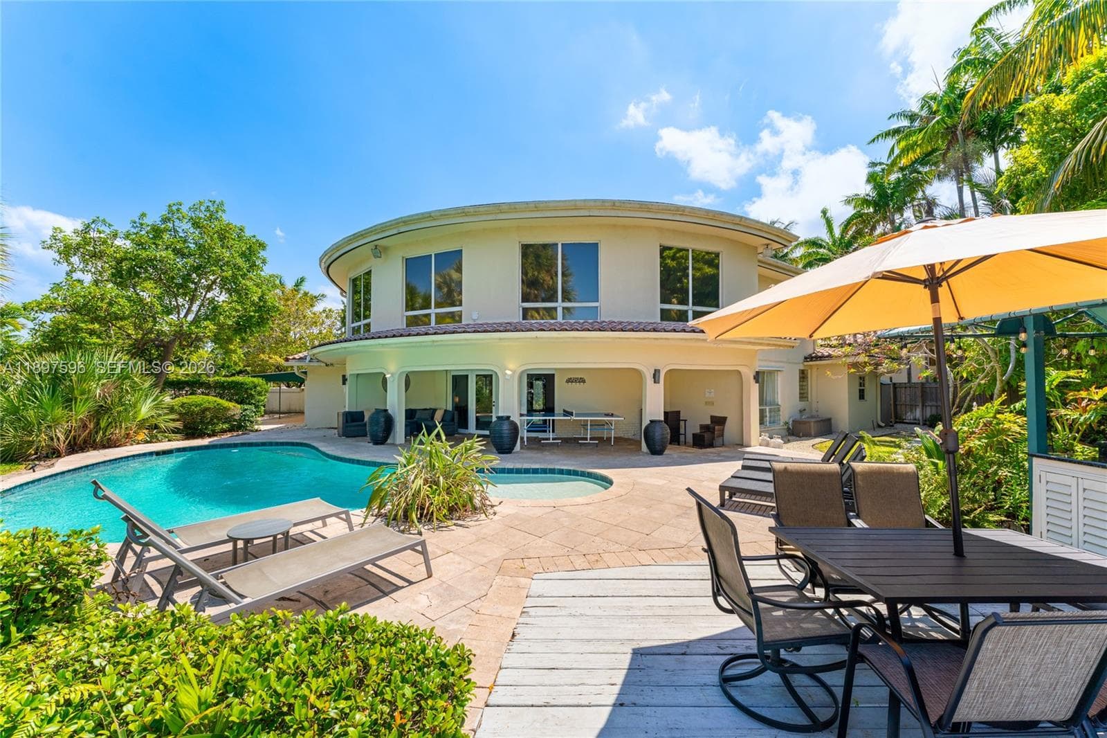 1809 Coral Gardens Dr 1