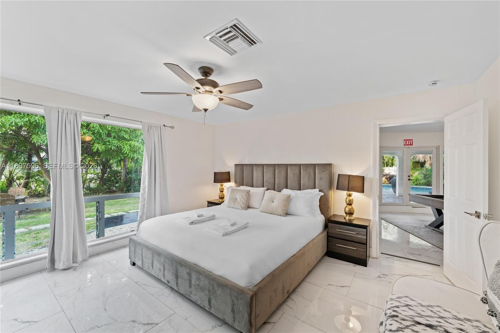 1809 Coral Gardens Dr photo 24