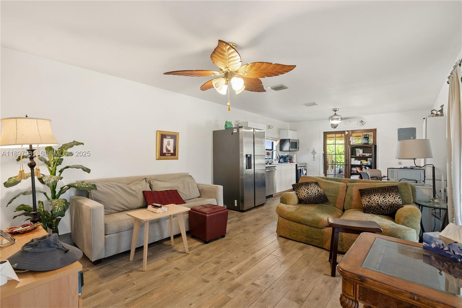 561 Gordon Cir photo 6