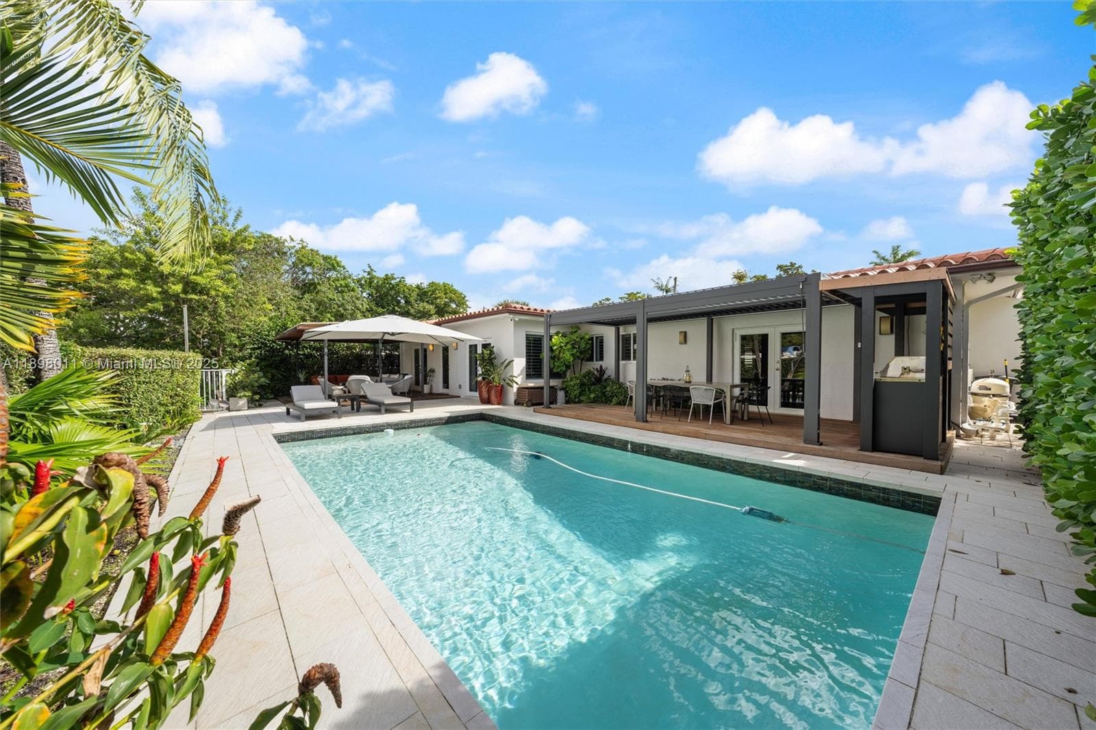 12944 Banyan Rd photo 23