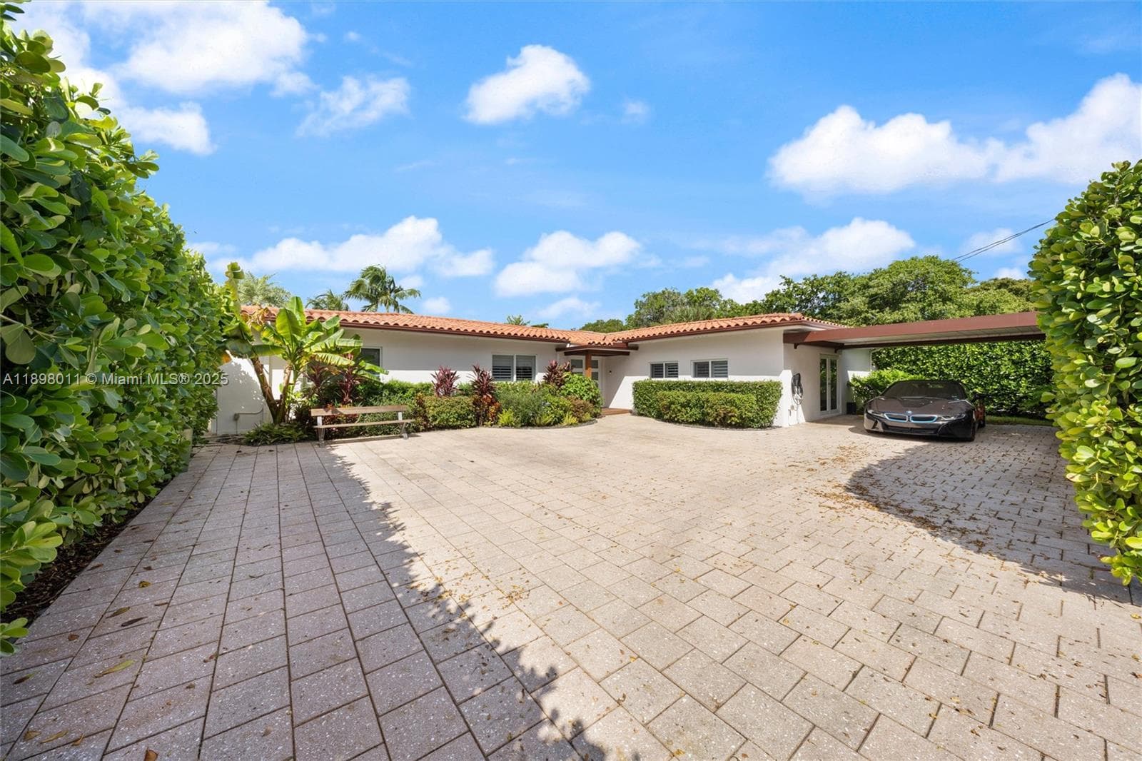 12944 Banyan Rd 2