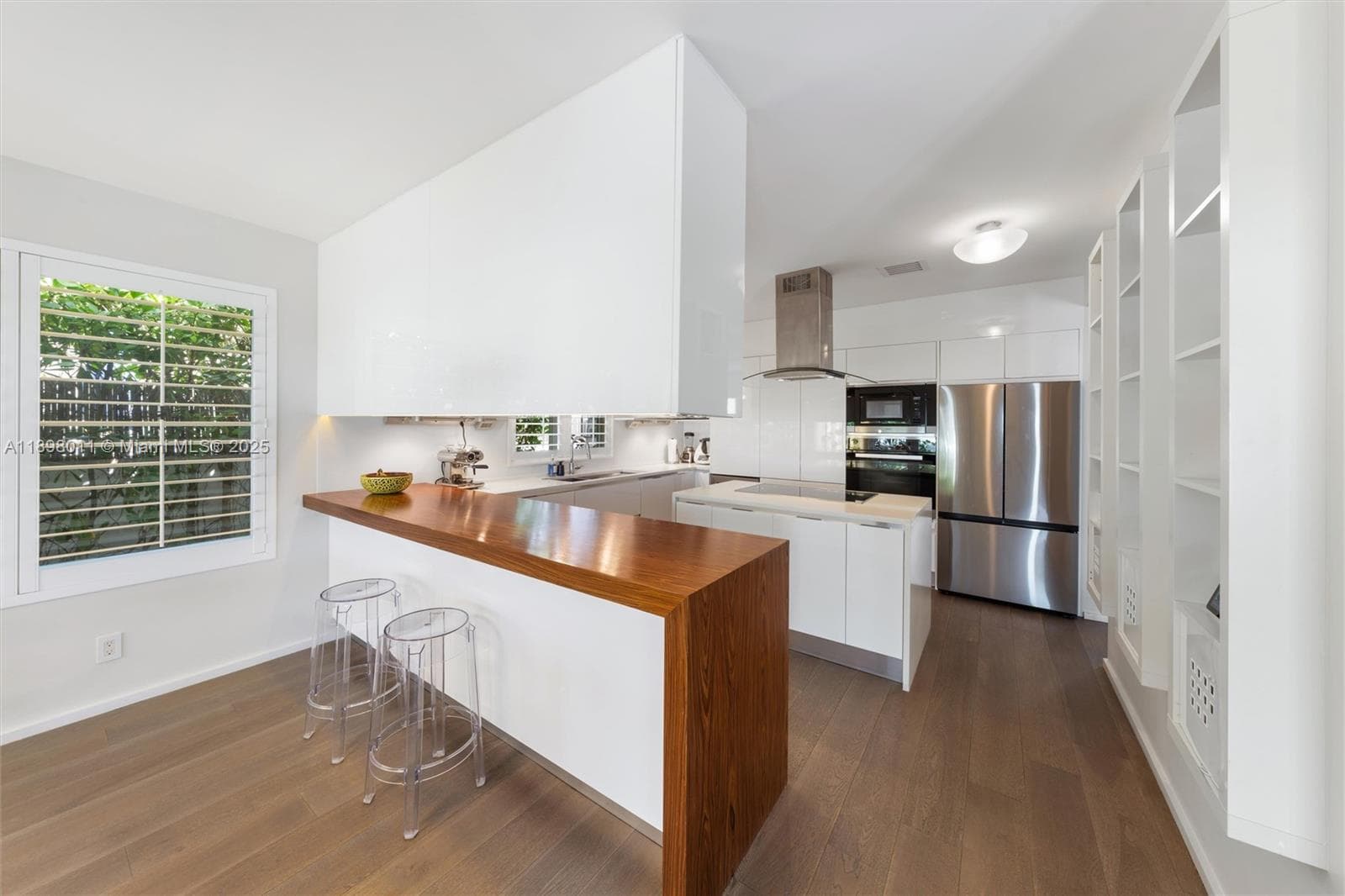 12944 Banyan Rd photo 7