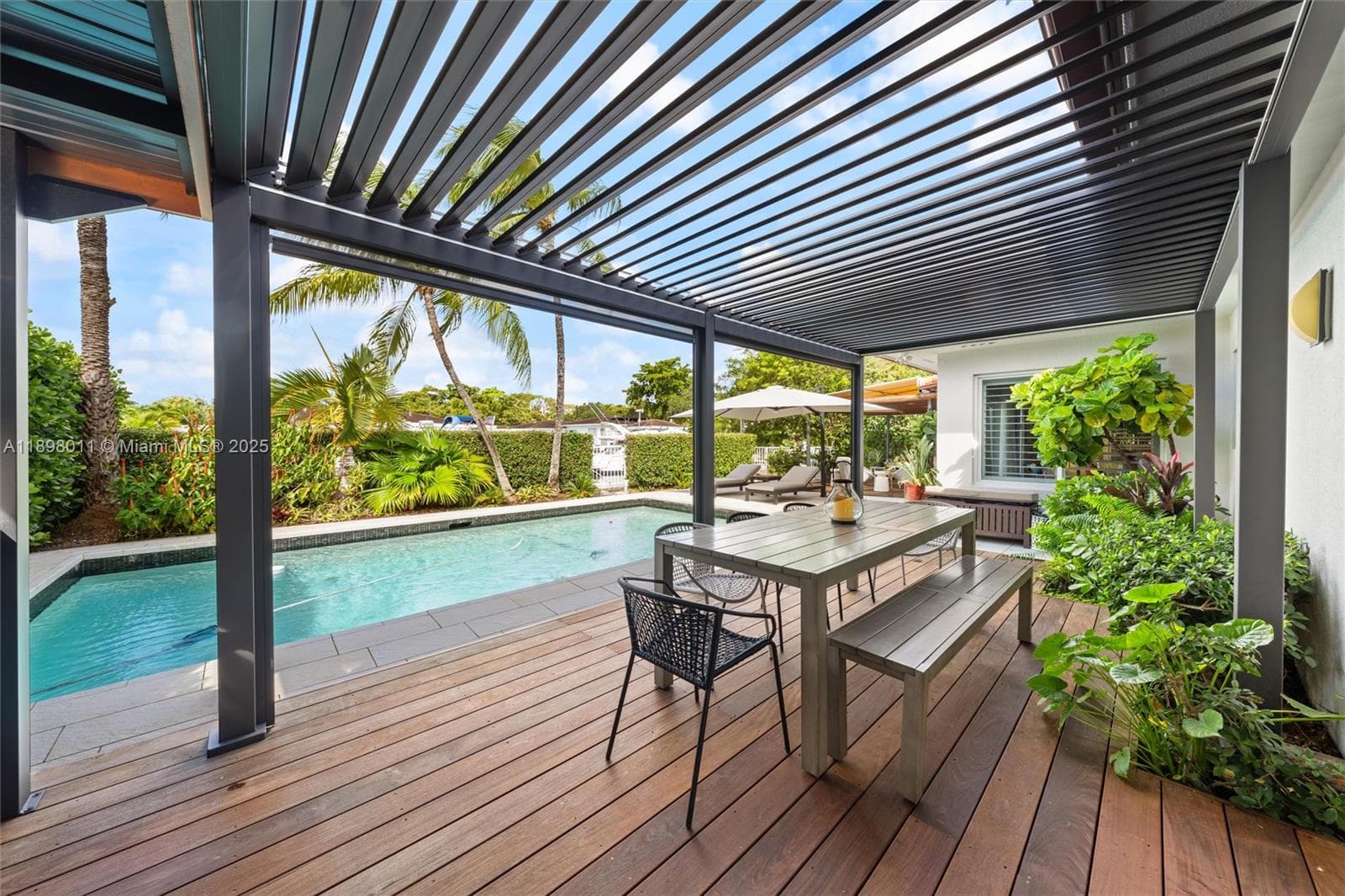 12944 Banyan Rd photo 24