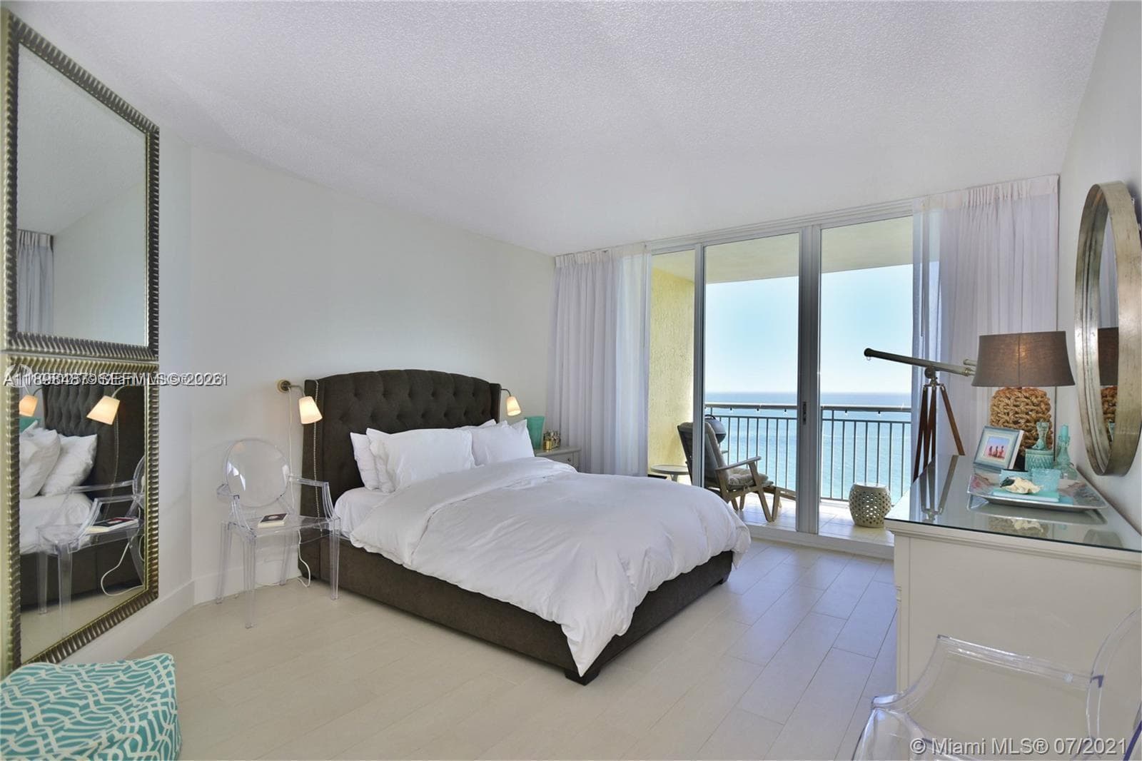 17375 Collins Ave 2002 photo 10