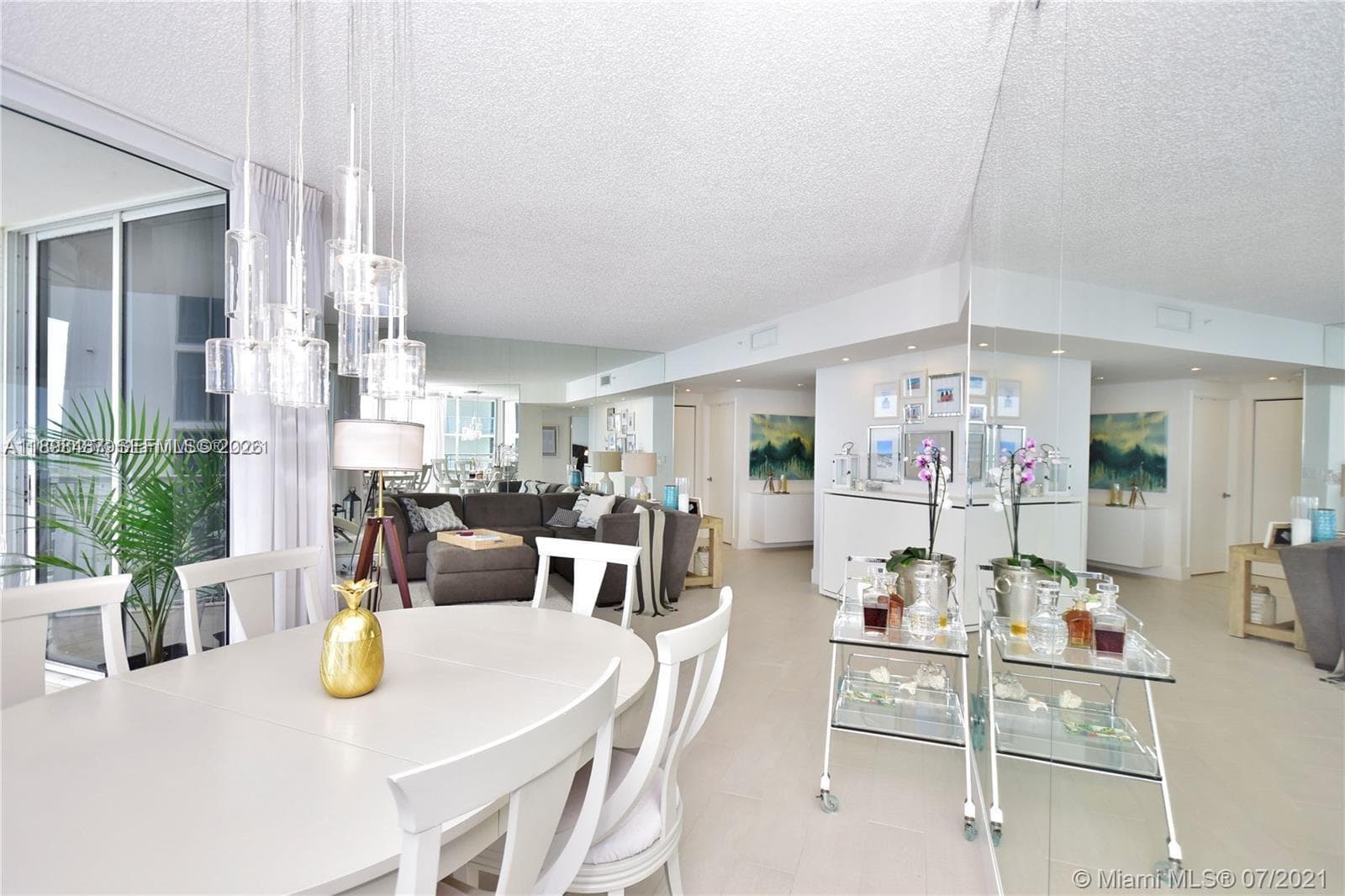 17375 Collins Ave 2002 photo 8
