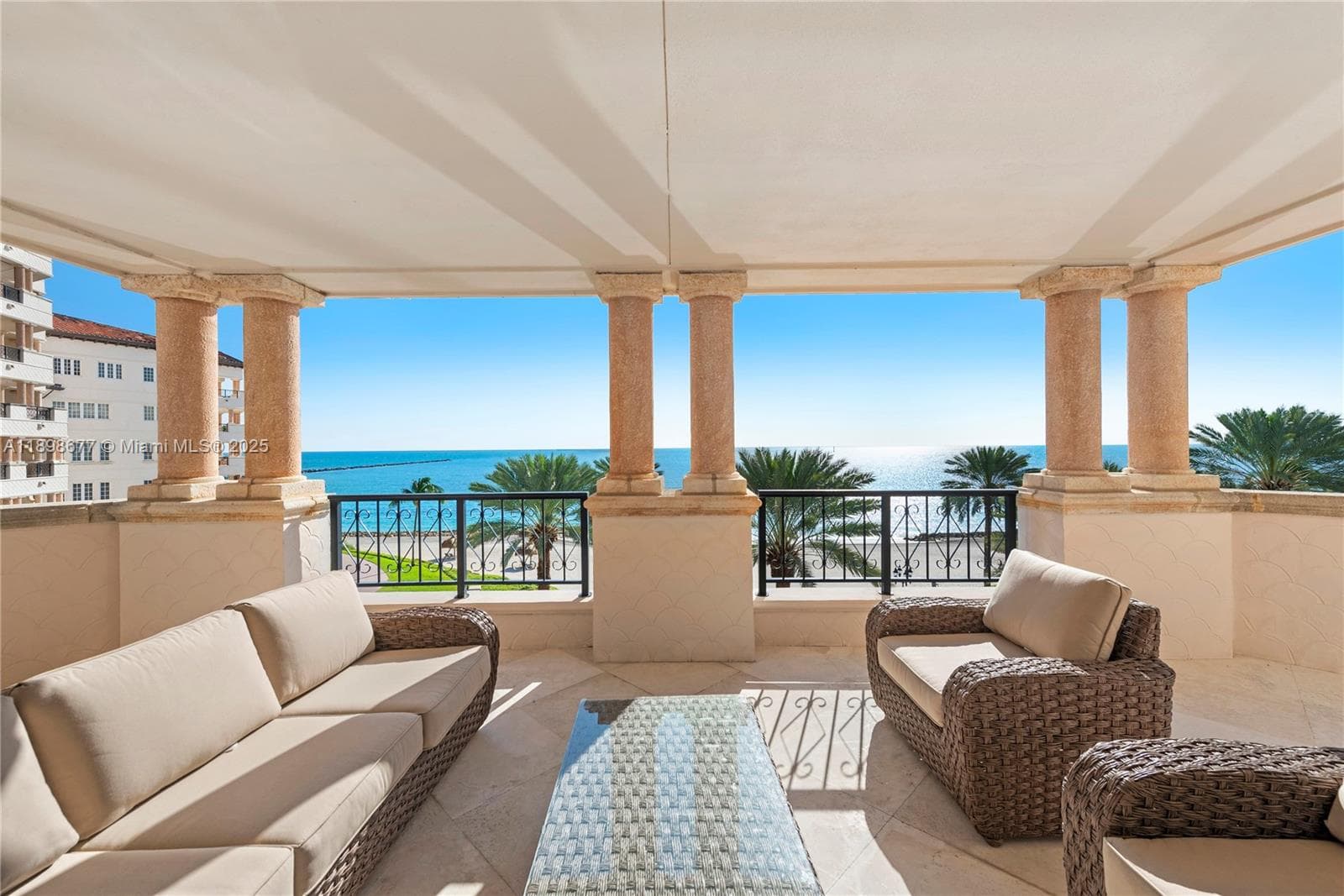 7642 Fisher Island Dr 7642 photo 9