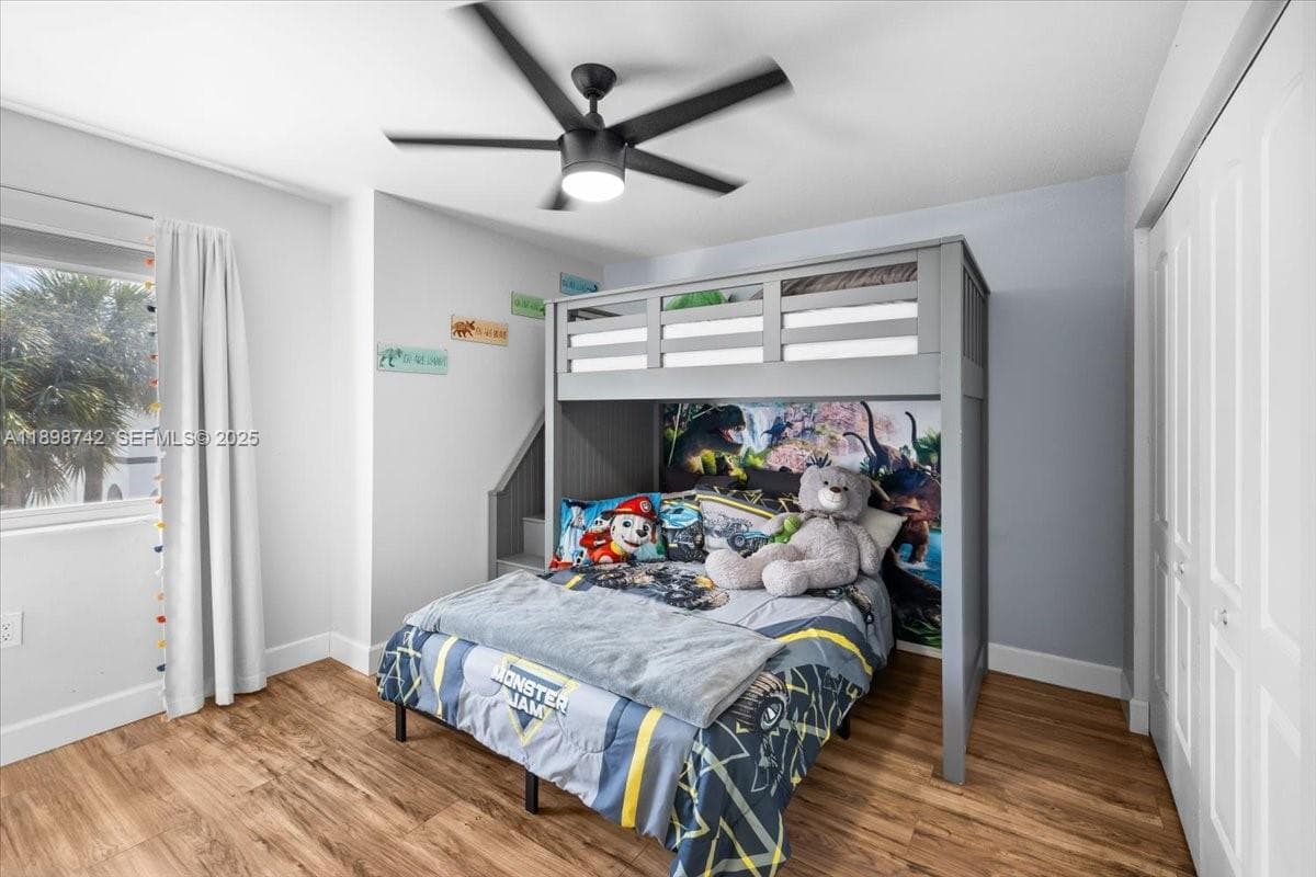 2726 Treasure Cove Cir photo 23