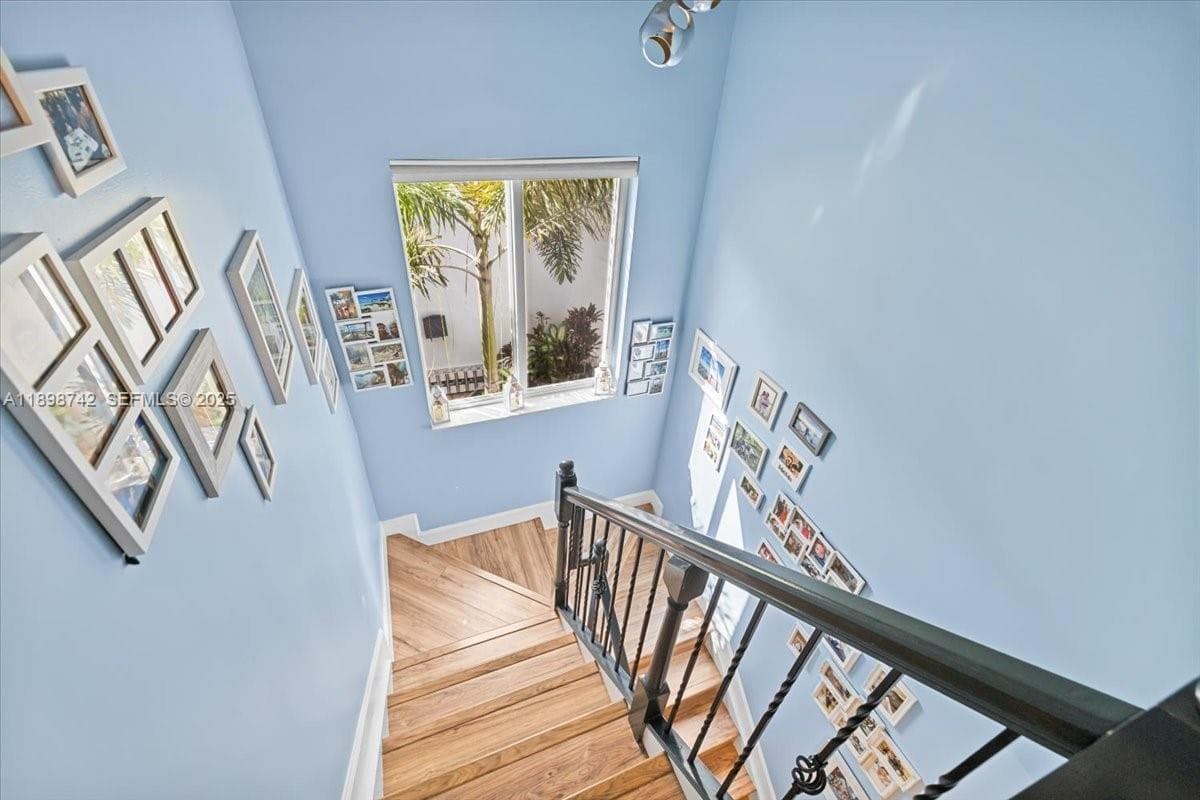 2726 Treasure Cove Cir photo 13