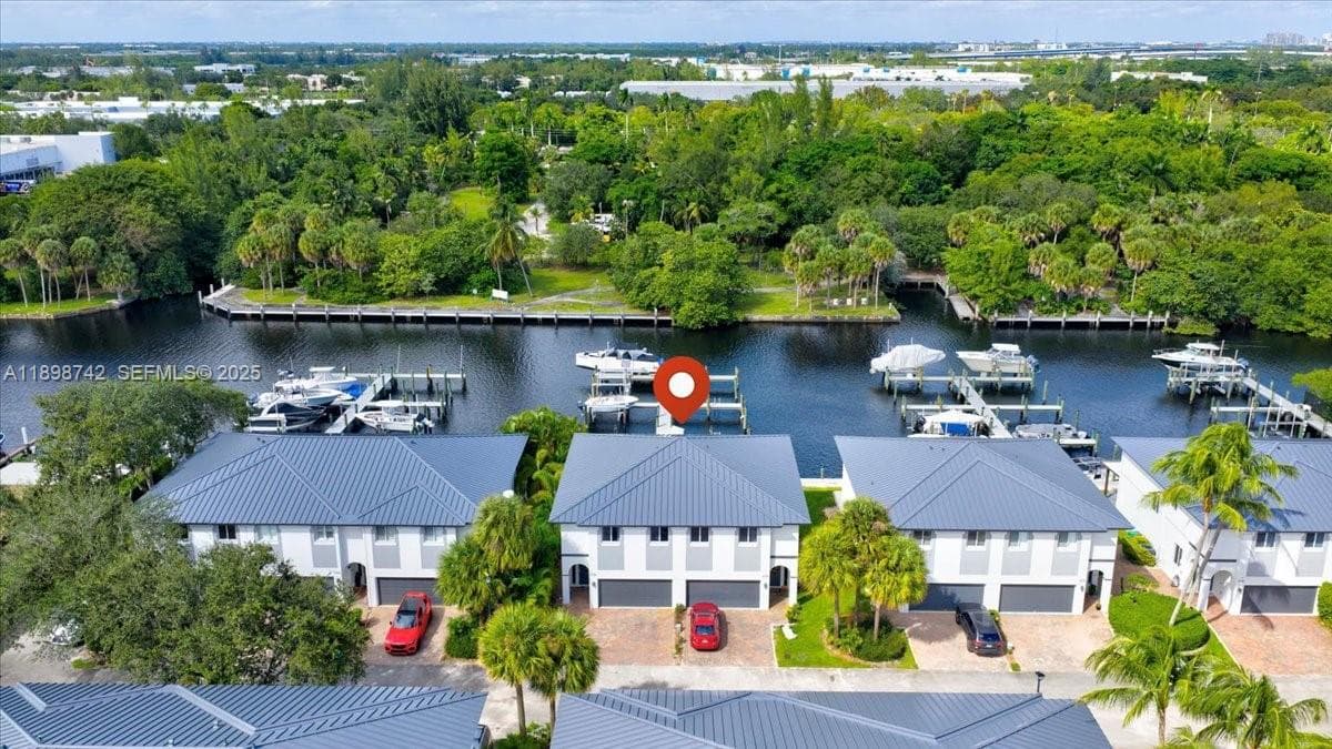 2726 Treasure Cove Cir 1