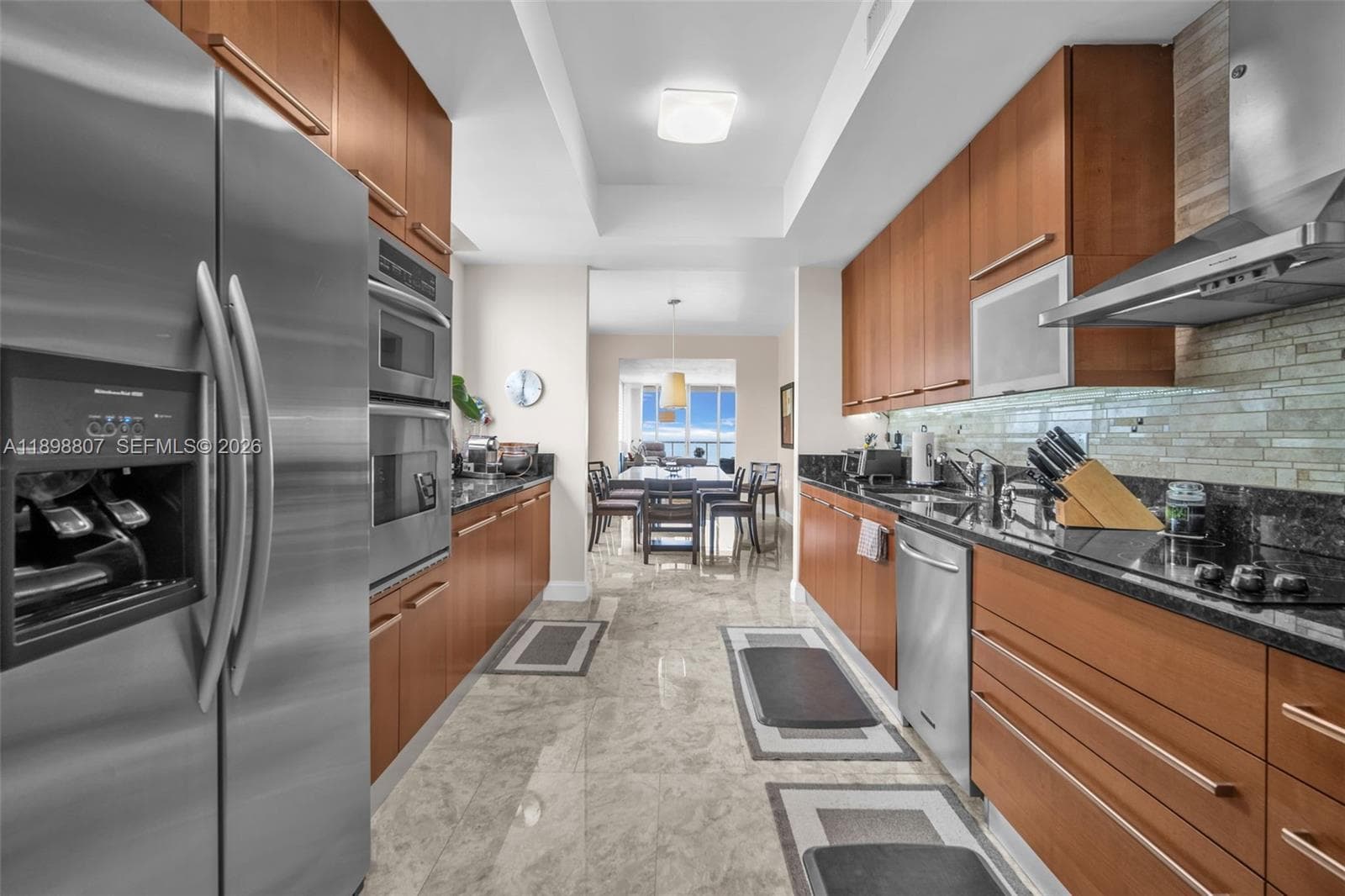 704 Ocean Blvd 4