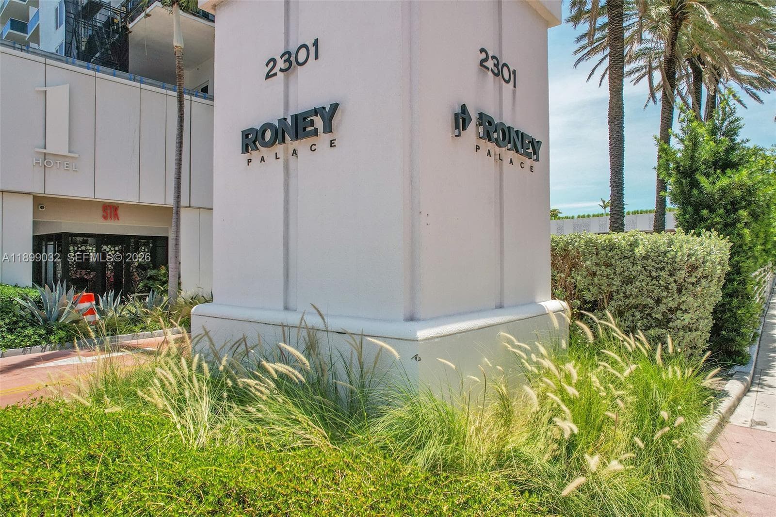 2301 Collins Ave 736 photo 10
