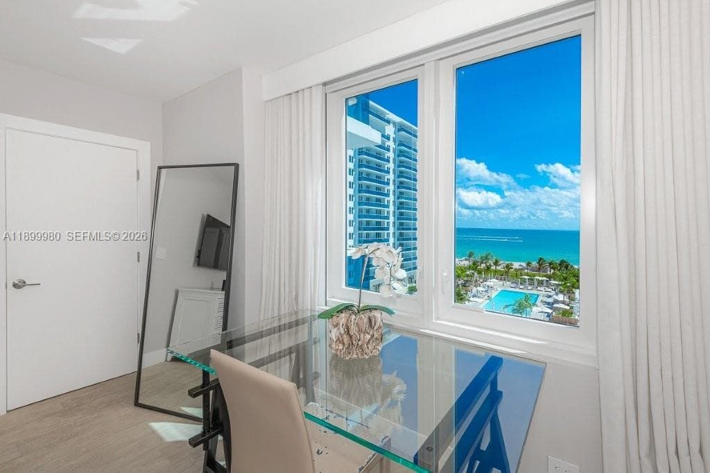 2301 Collins Ave 738 photo 23