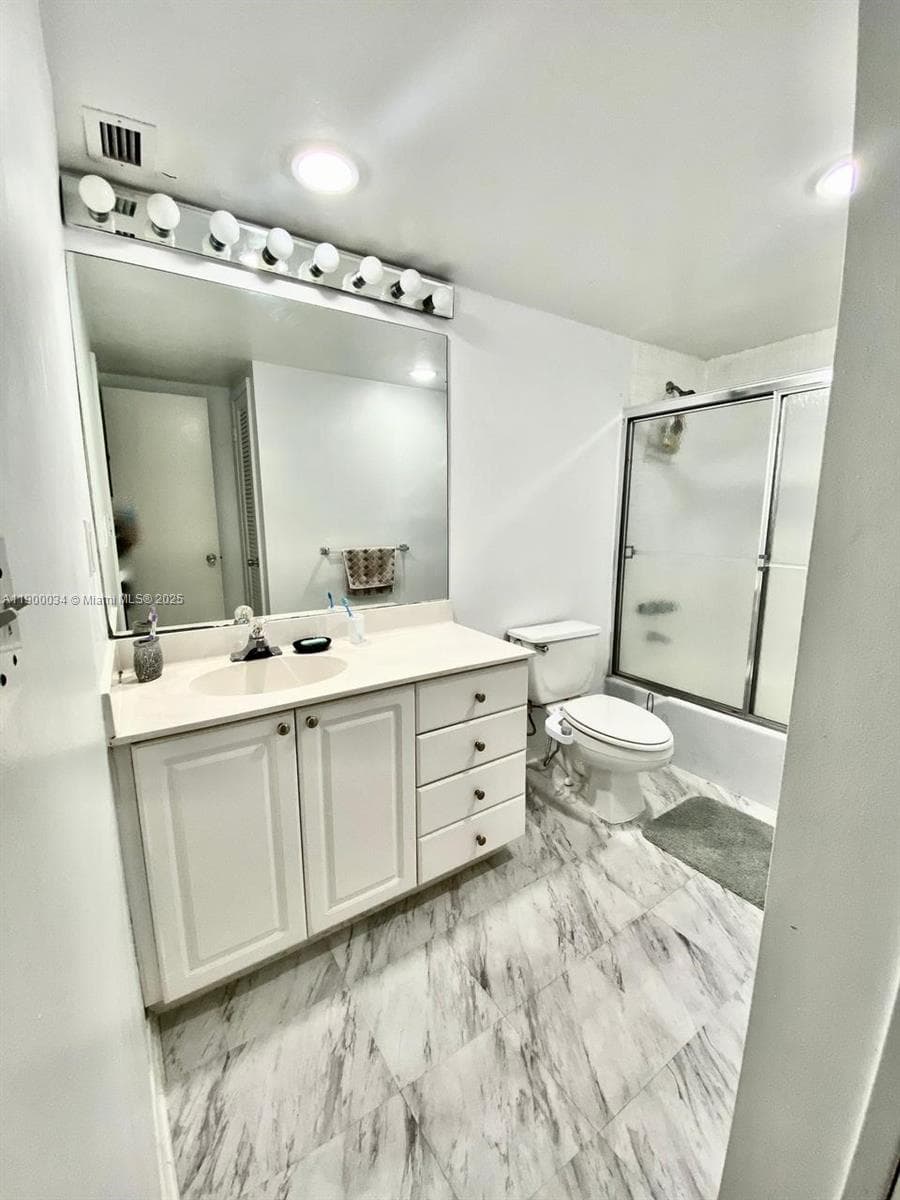 19370 Collins Ave 415 photo 16