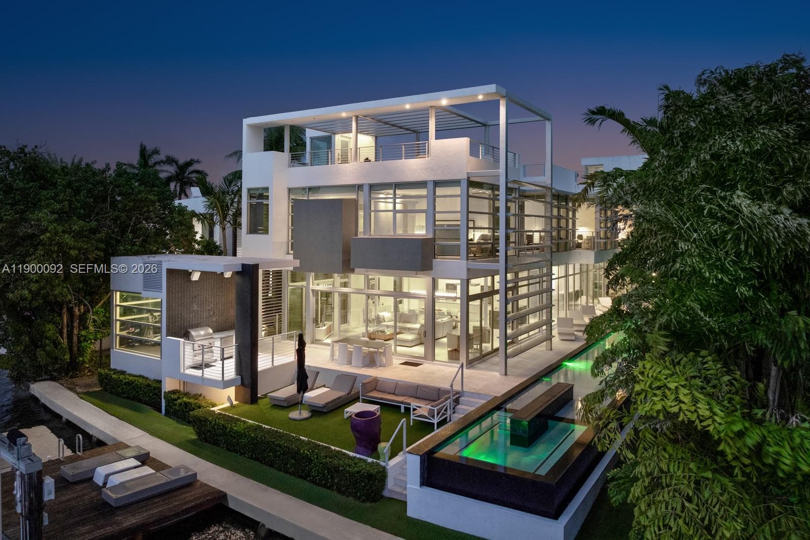 440 Hibiscus Dr 4