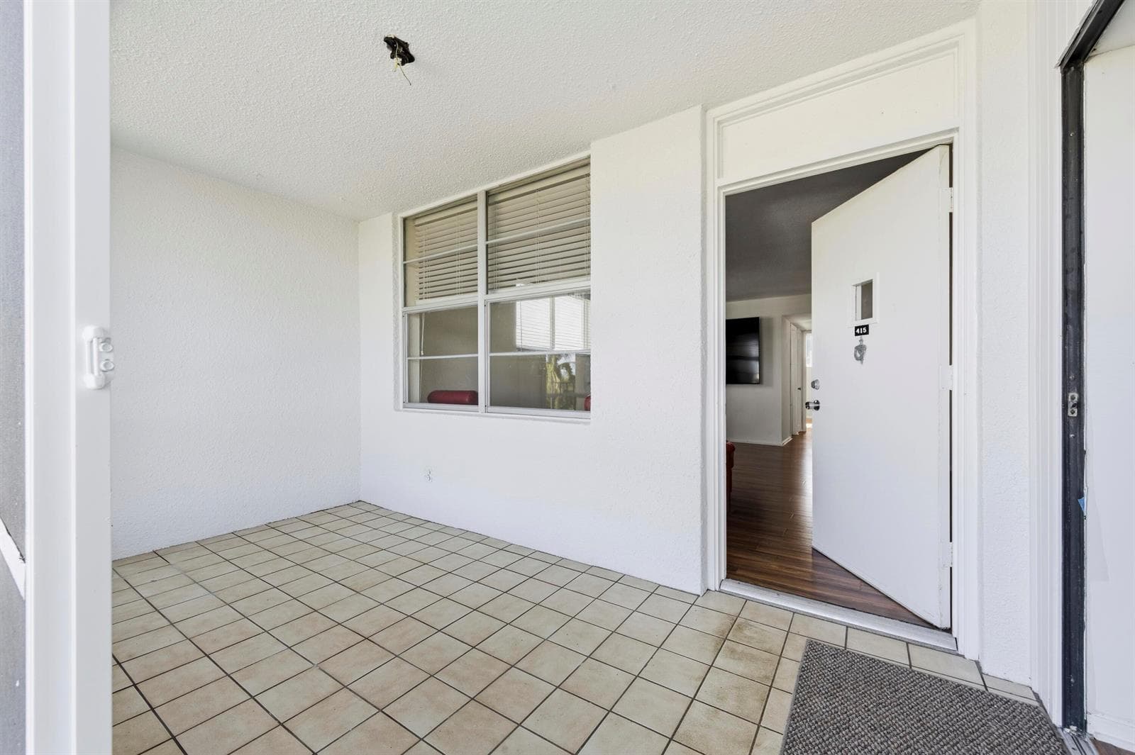 109 Paradise Harbour Blvd #415 3