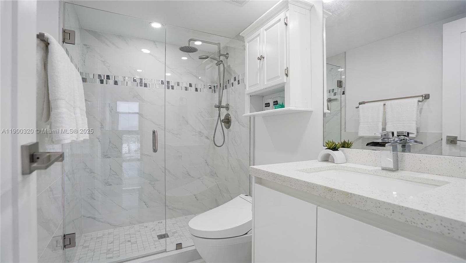 2017 S Ocean Dr 1510 photo 25